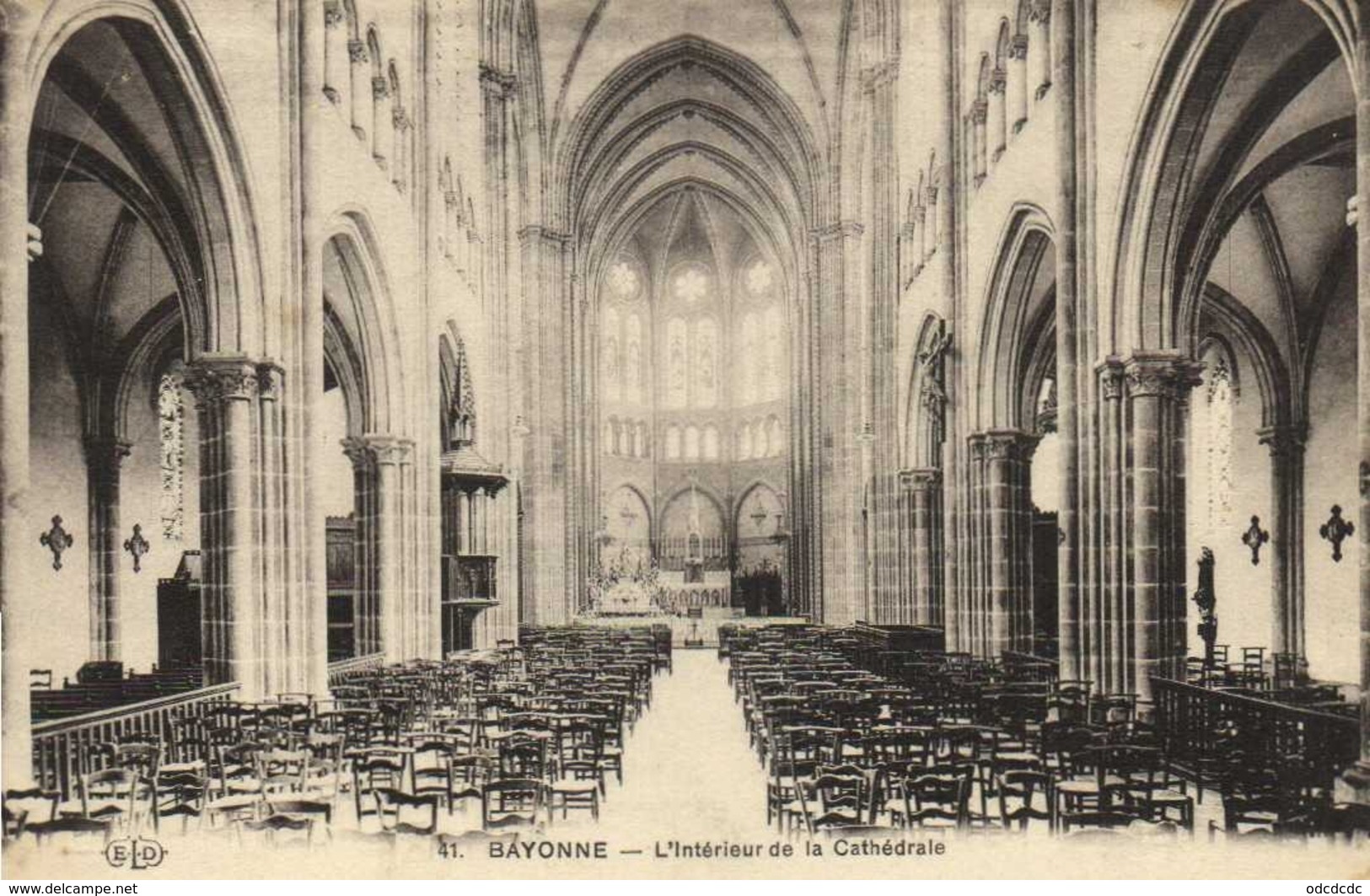 BAYONNE  L'Interieur De La Cathedrale RV - Bayonne