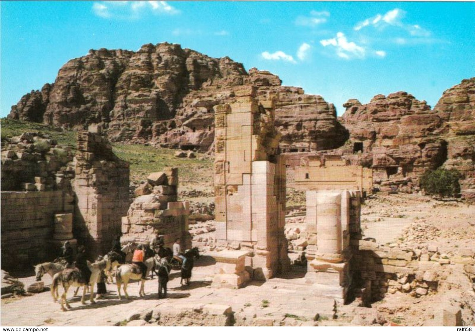 1 AK Jordanien Jordan * Triumphbogen Im Antiken Petra - Seit 1985 UNESCO Weltkulturerbe * - Jordanien