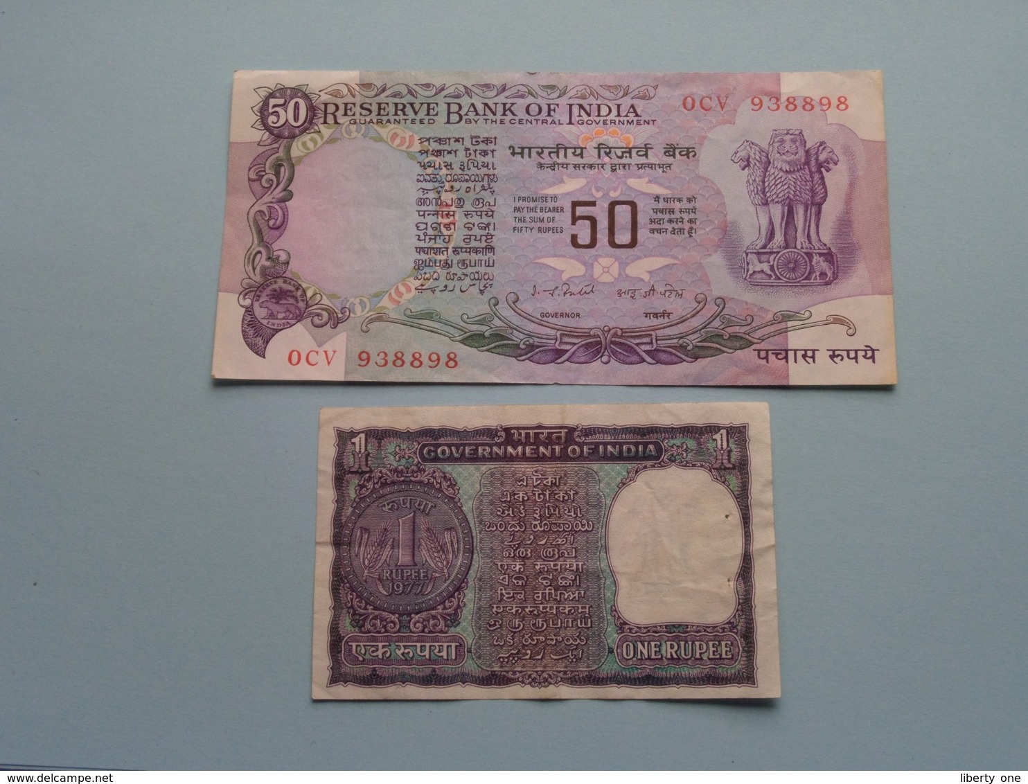 1 Rupee ( 65V 8J0584 ) & 50 Rupees ( OCV938898 ) Reserve Bank Of INDIA ( For Grade, Please See Photo ) ! - Inde