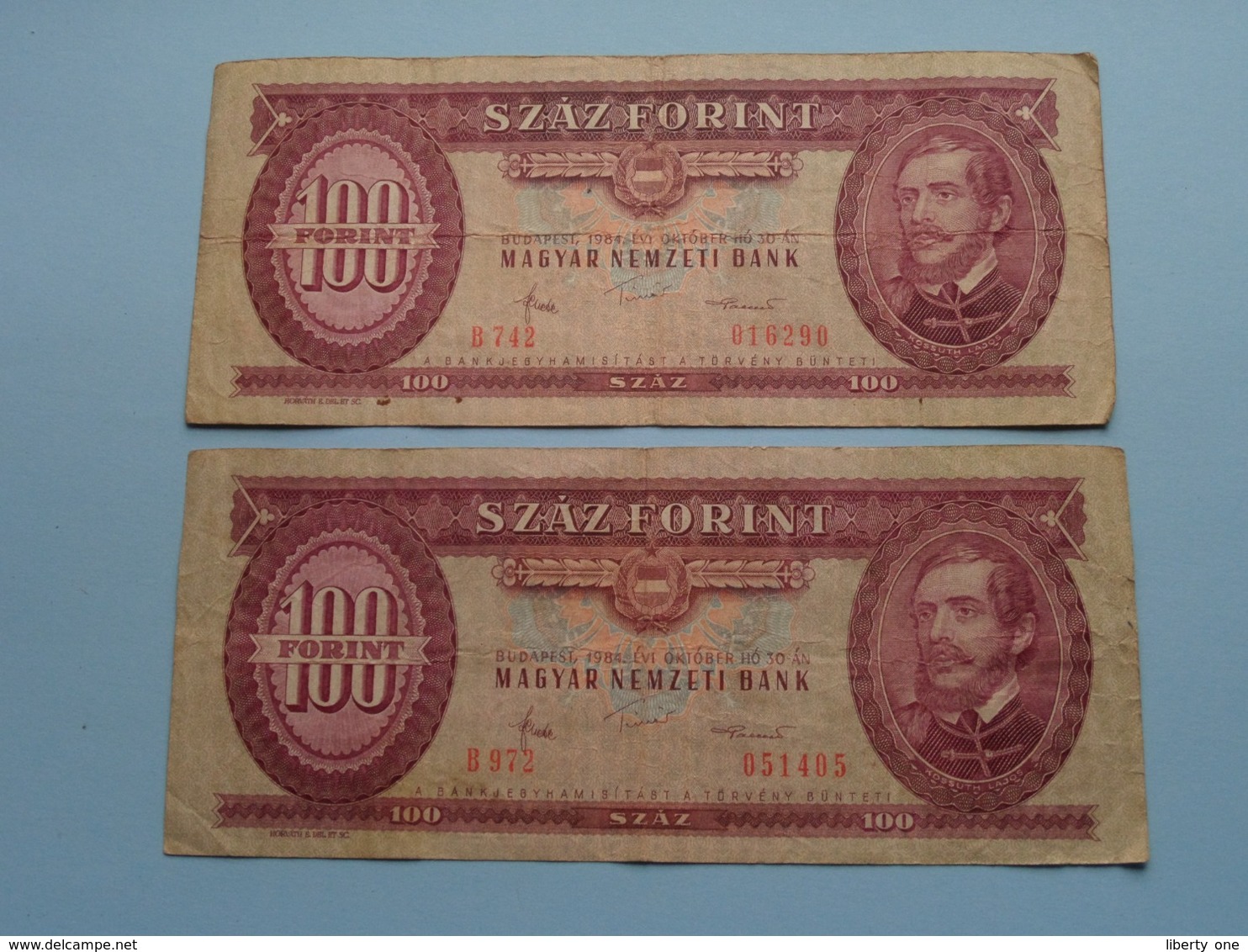 100 SZAZ Forint ( B972 051405 - B742 016290 ) 1984 - Magyar Nermzeti Bank ( For Grade, Please See Photo ) 2 Pcs.! - Hongarije