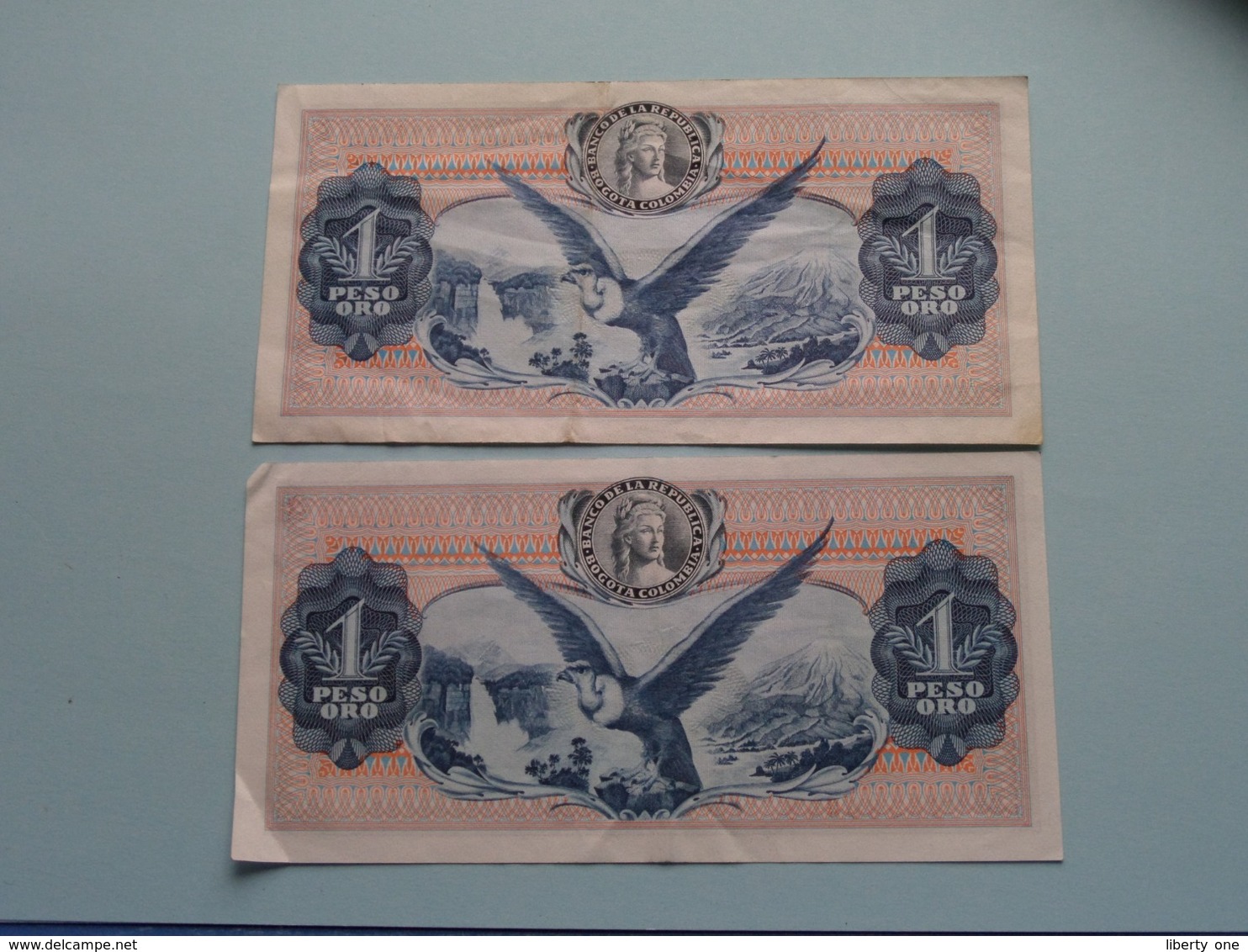 1 - Un Peso Oro ( 63898324 & 29380994 ) 1973 - Colombia ( For Grade, Please See Photo ) 2 Pcs. ! - Colombie
