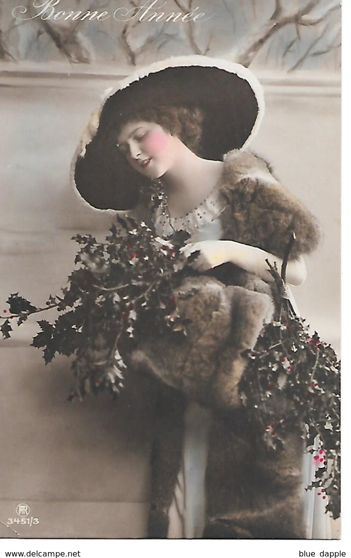 Woman With Beautiful Hat And Mink Stole, Femme Avec Chapeau, Frau Mit Elegant Hut, Photocard - Mode