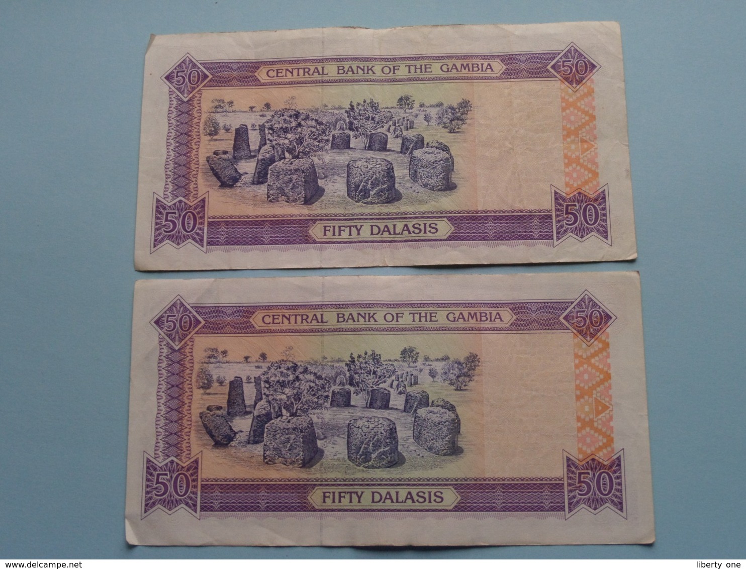 3 X 50 ( FIFTY DALASIS ) Central Bank Of GAMBIA ( For Grade, Please See Photo ) ! - Gambie