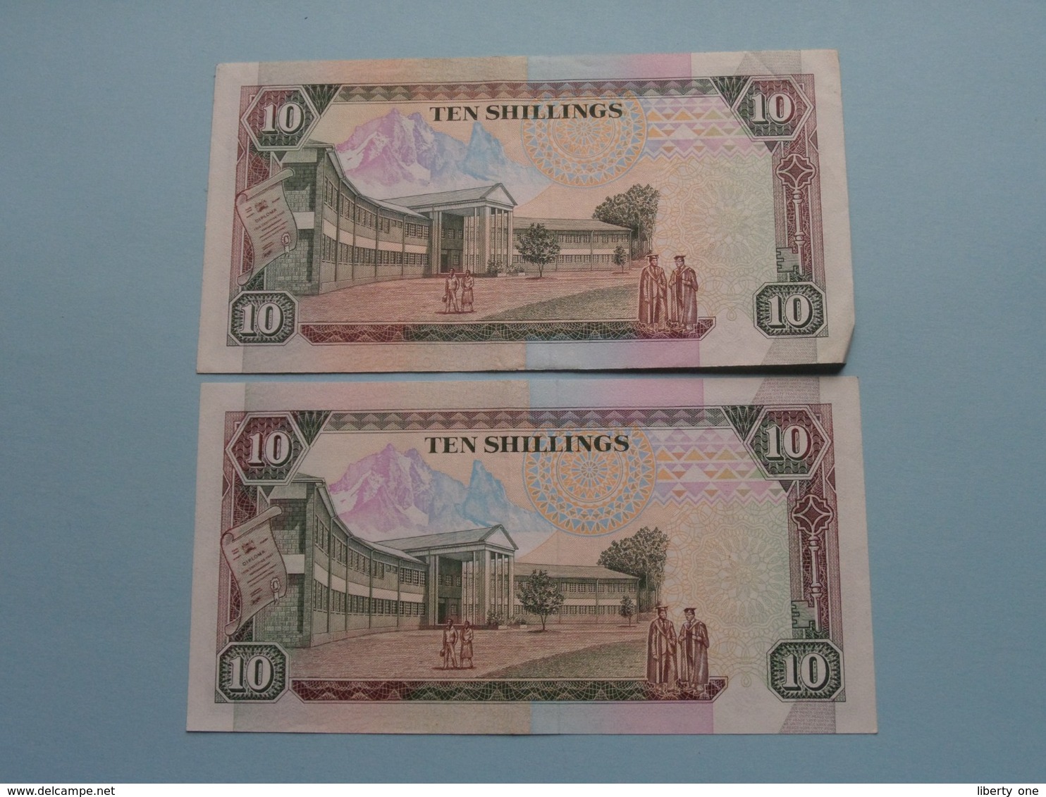 2 X 10 Ten SHILLINGS ( Shilingi Kumi) Central Bank Of KENYA ( For Grade, Please See Photo ) ! - Kenya