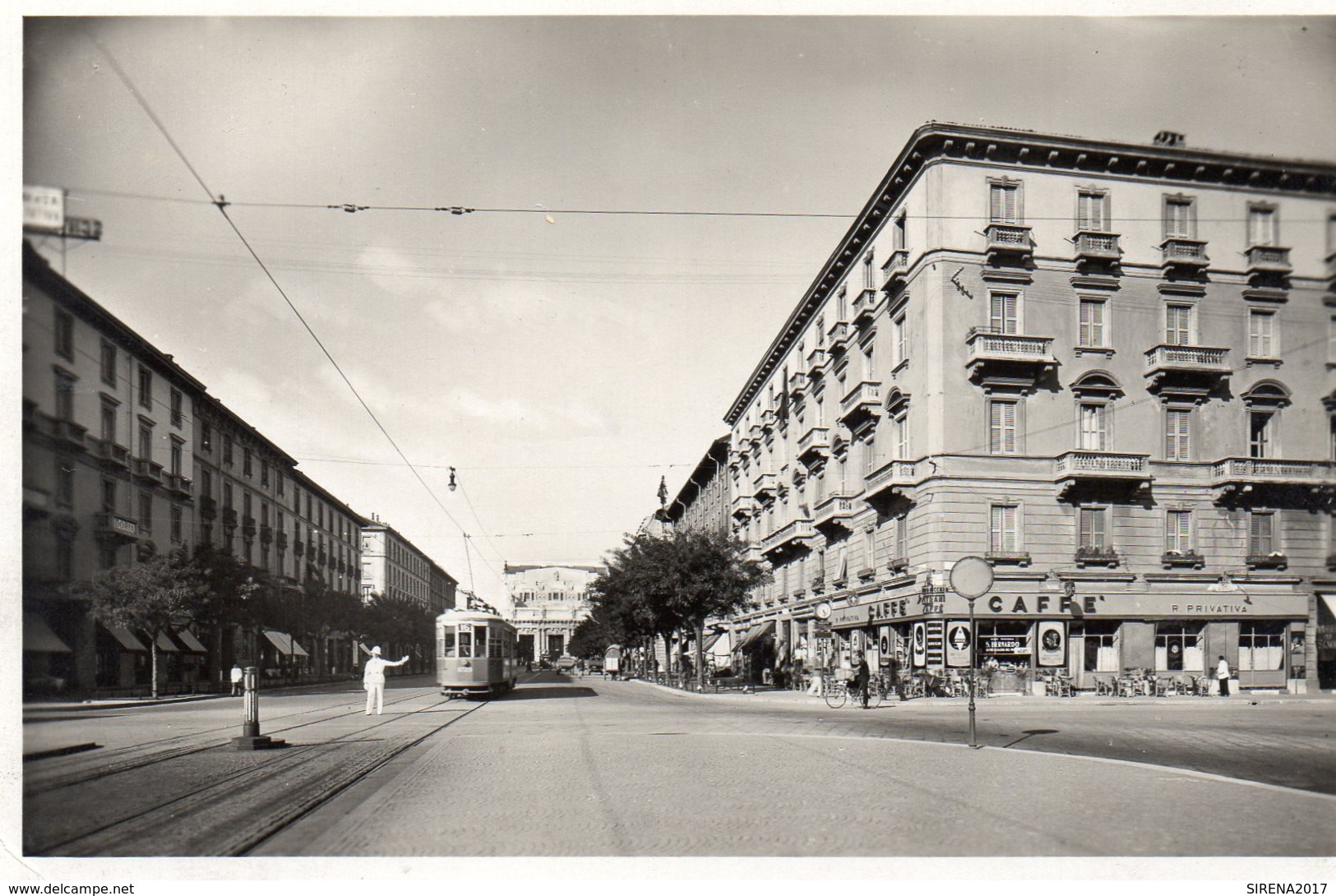 MILANO - VIA VITTORIO PISANI E LA STAZIONE CENTRALE - 1- NON VIAGGIATA - Milano