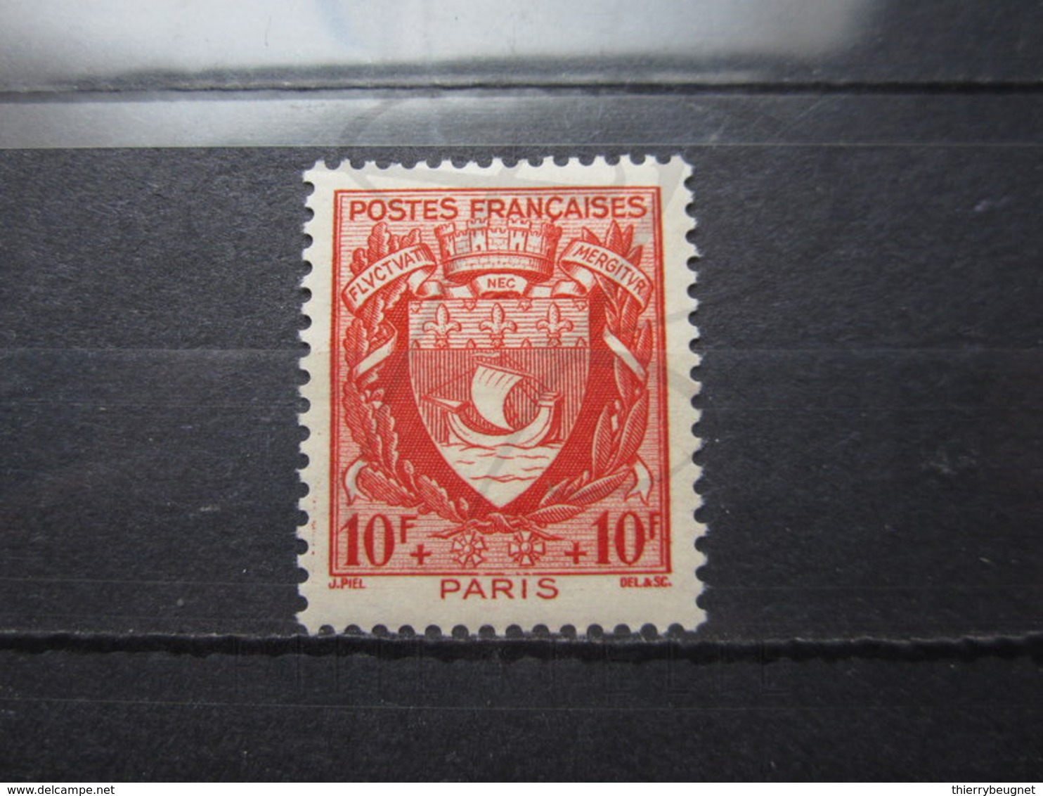 VEND BEAU TIMBRE DE FRANCE N° 537 , XX !!! (g) - 1941-66 Armoiries Et Blasons