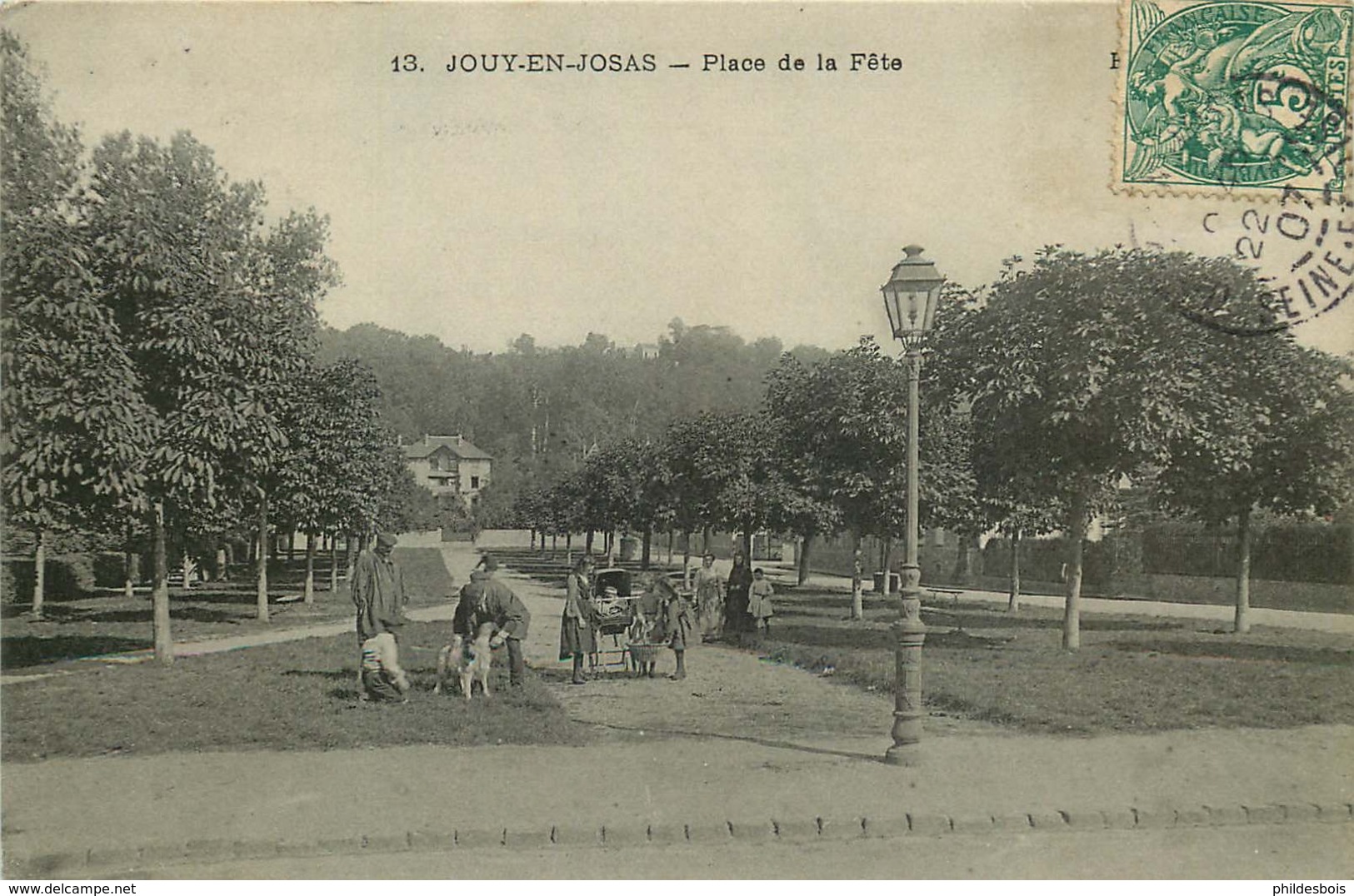 YVELINES  JOUY EN JOSAS.   Place De La Fête - Jouy En Josas