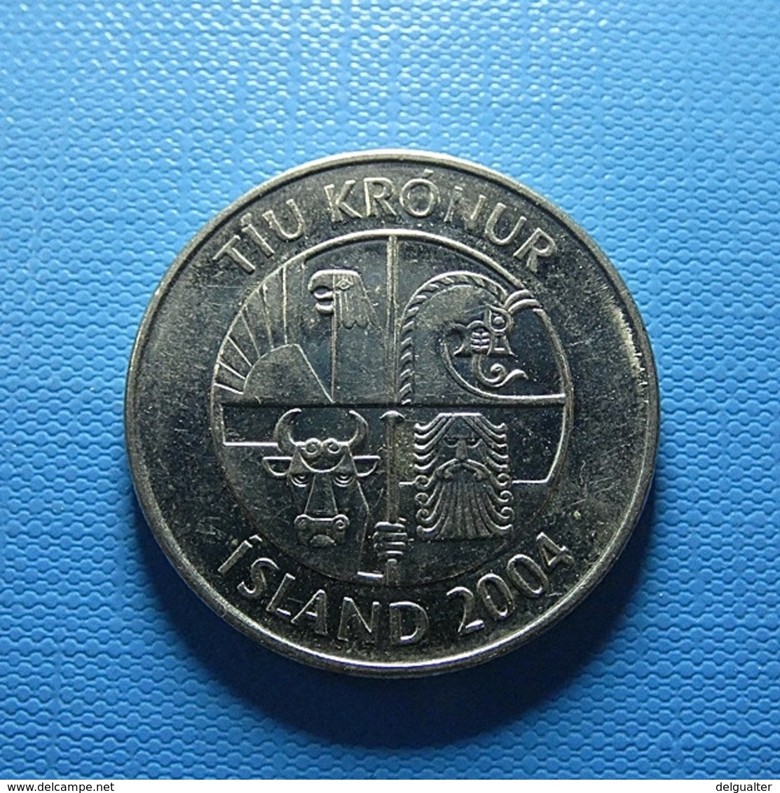 Iceland 10 Kronur 2004 - Island