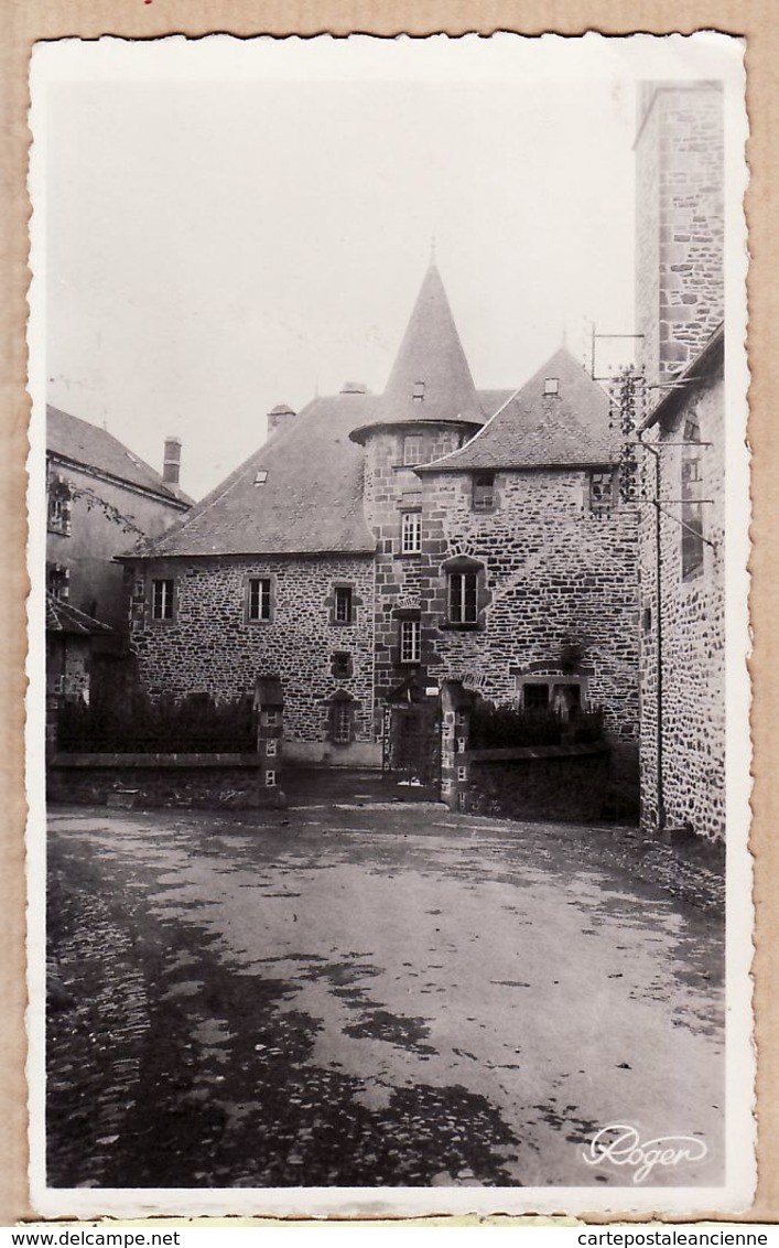 X15048 MAURIAC Cantal La Sous-Préfecture Photo-Bromure 1950s Roger BUESSINGER CAN 5 - Mauriac