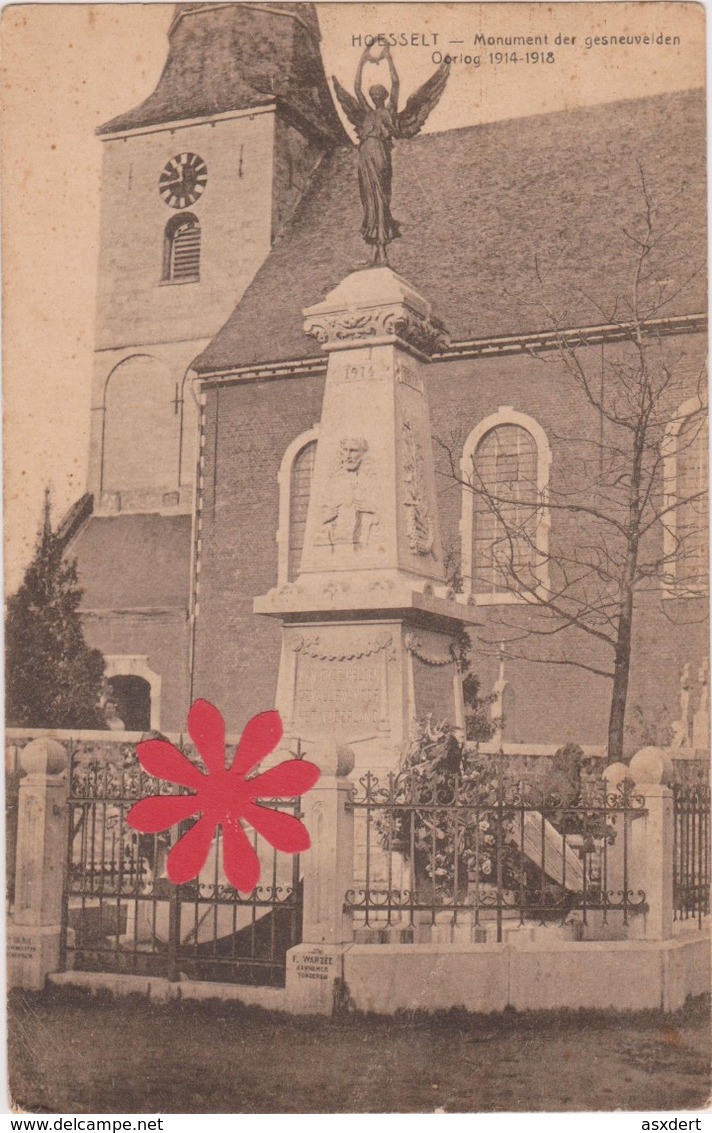 HOESSELT - Kerk - Monument Der GESNEUVELDEN  Oorlog  1914-18 - Hoeselt