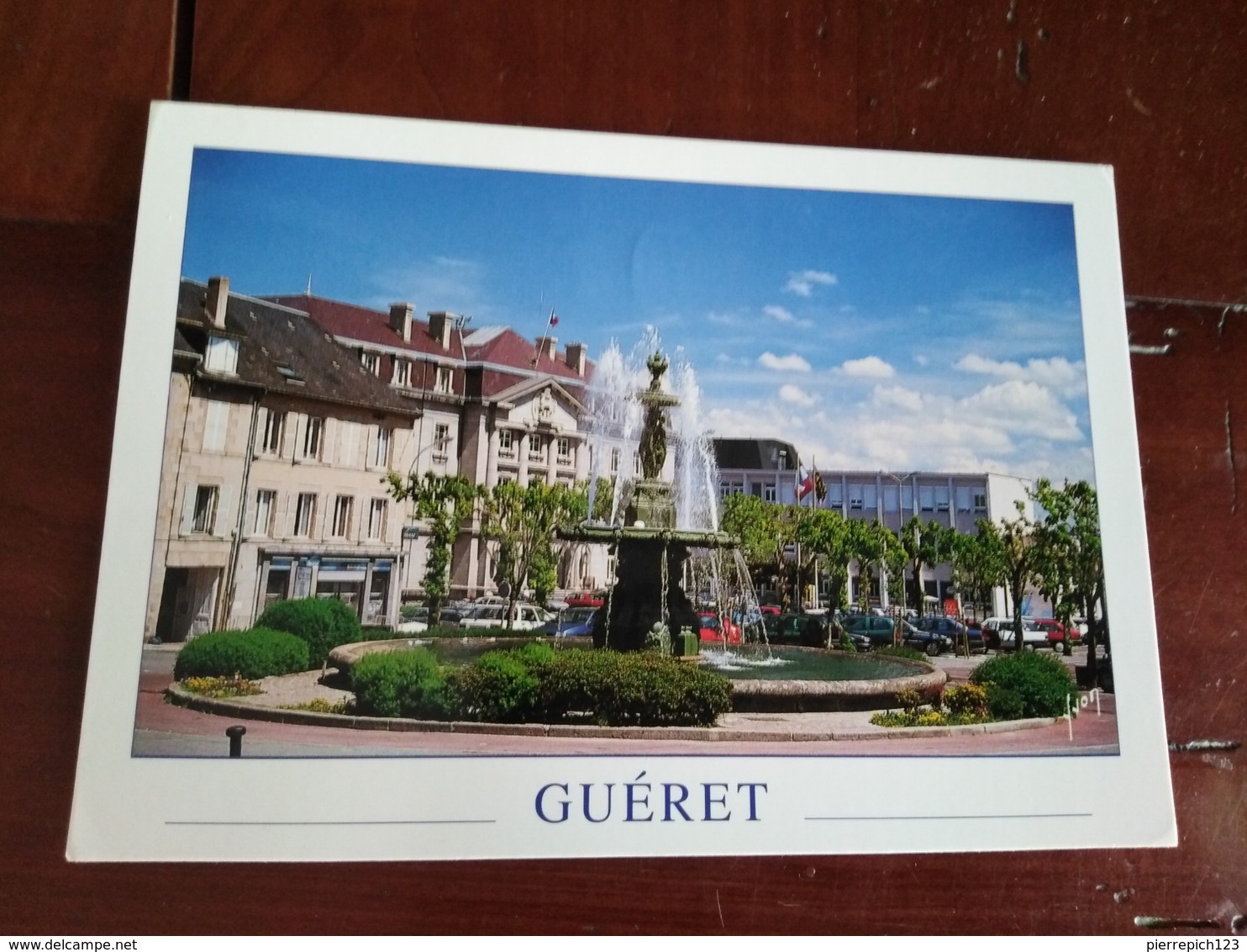 23 - Guéret - La Fontaine, Place Bonnyaud - Guéret