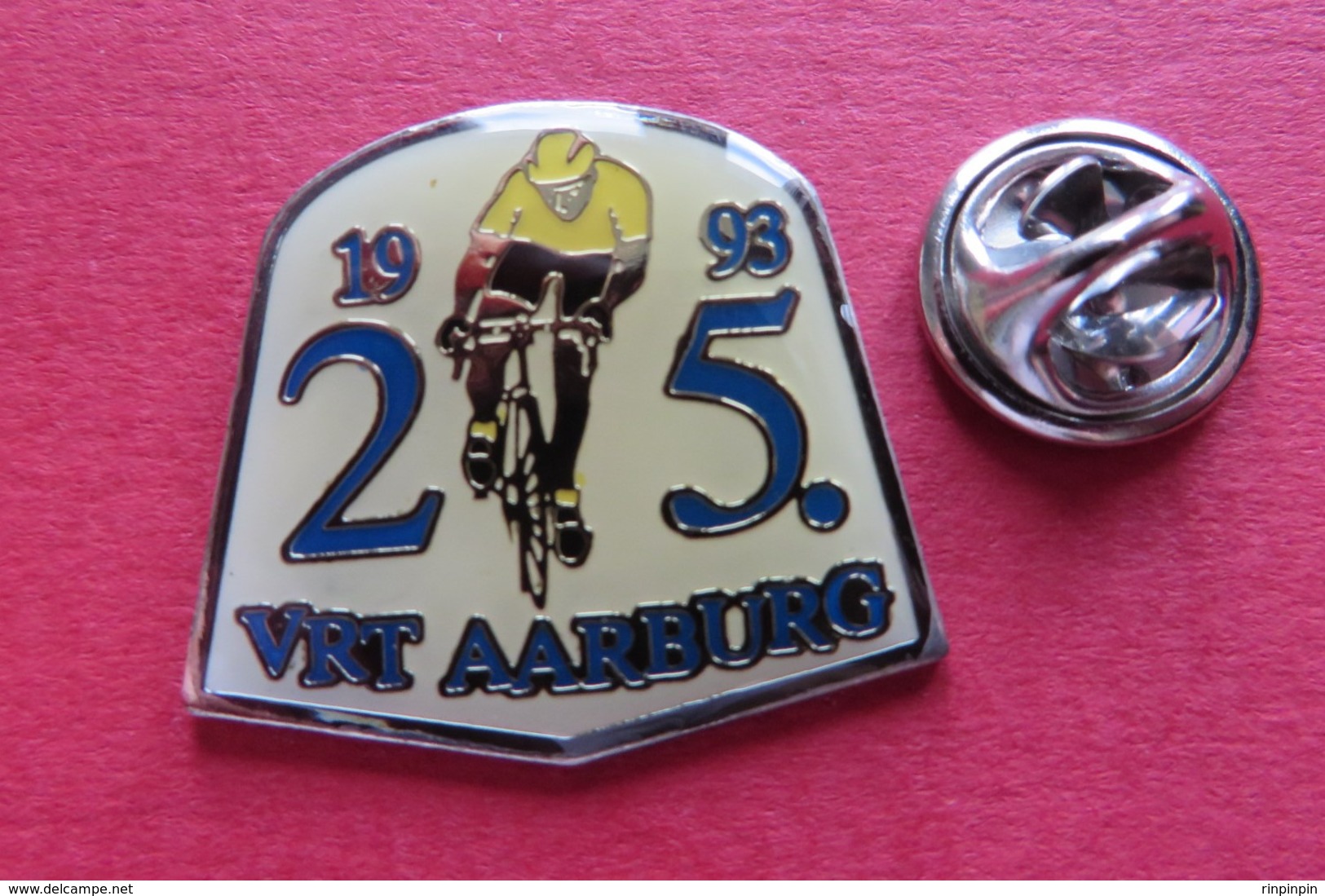 Pin's,Sport,Velo,VRT AARBURG 93,Cycliste,Bike,Suisse - Cyclisme