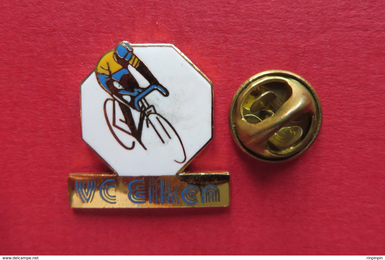 Pin's,Sport,Velo,VC EIKEN,Cycliste,Bike,Suisse - Cyclisme