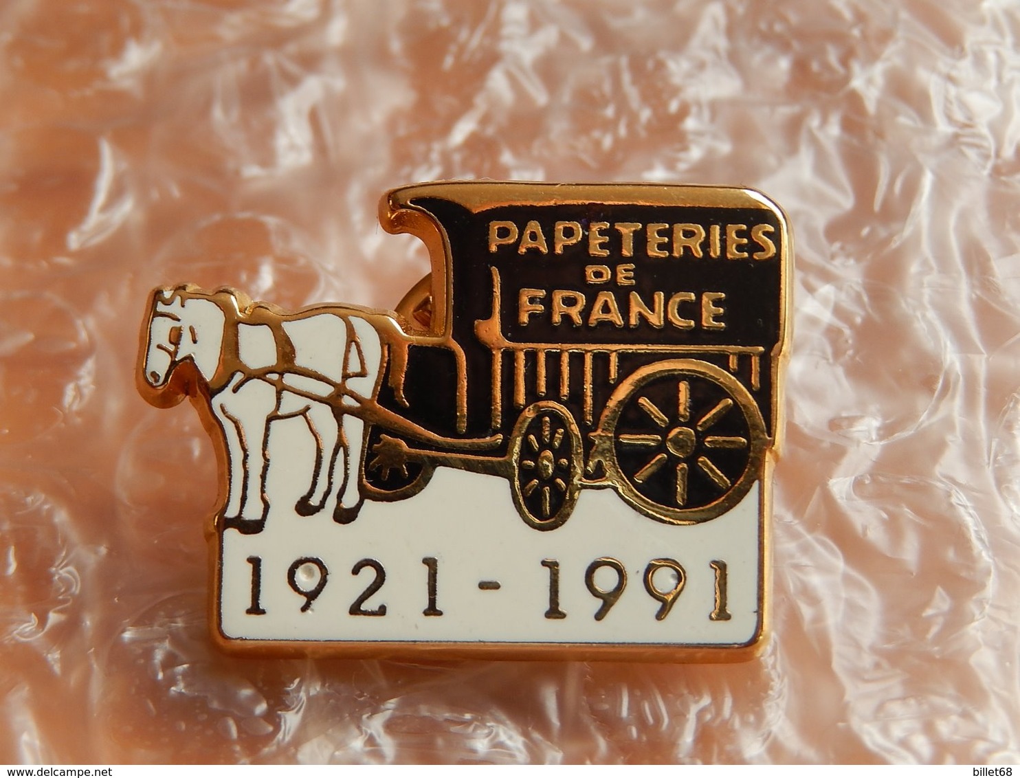 Pins -  PAPETERIES DE FRANCE - Signé Tosca - Marcas Registradas