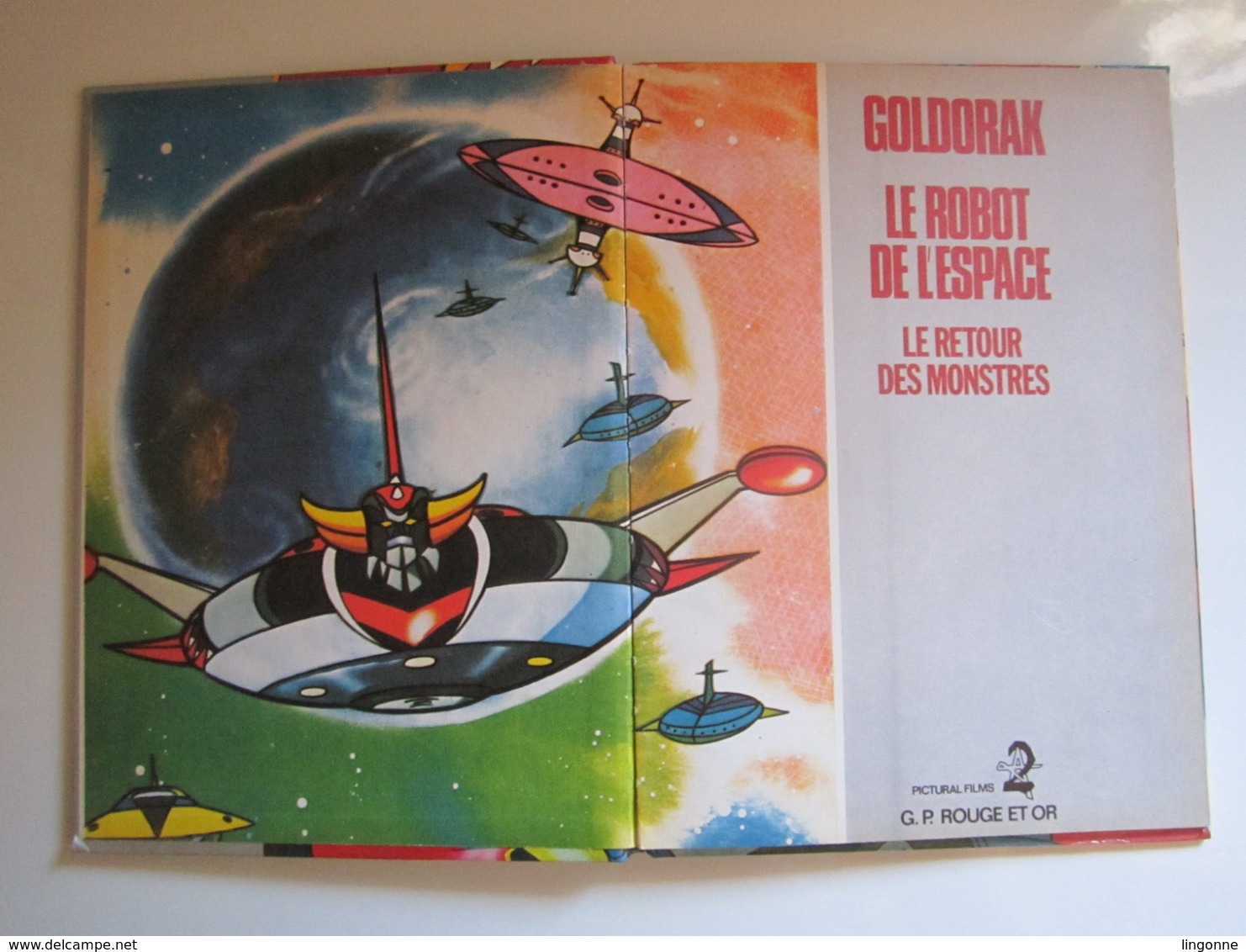 GOLDORAK Le Robot De L'espace - LE RETOUR DES MONSTRES - Editions G.P Rouge Et Or De 1978 - Bibliotheque Rouge Et Or