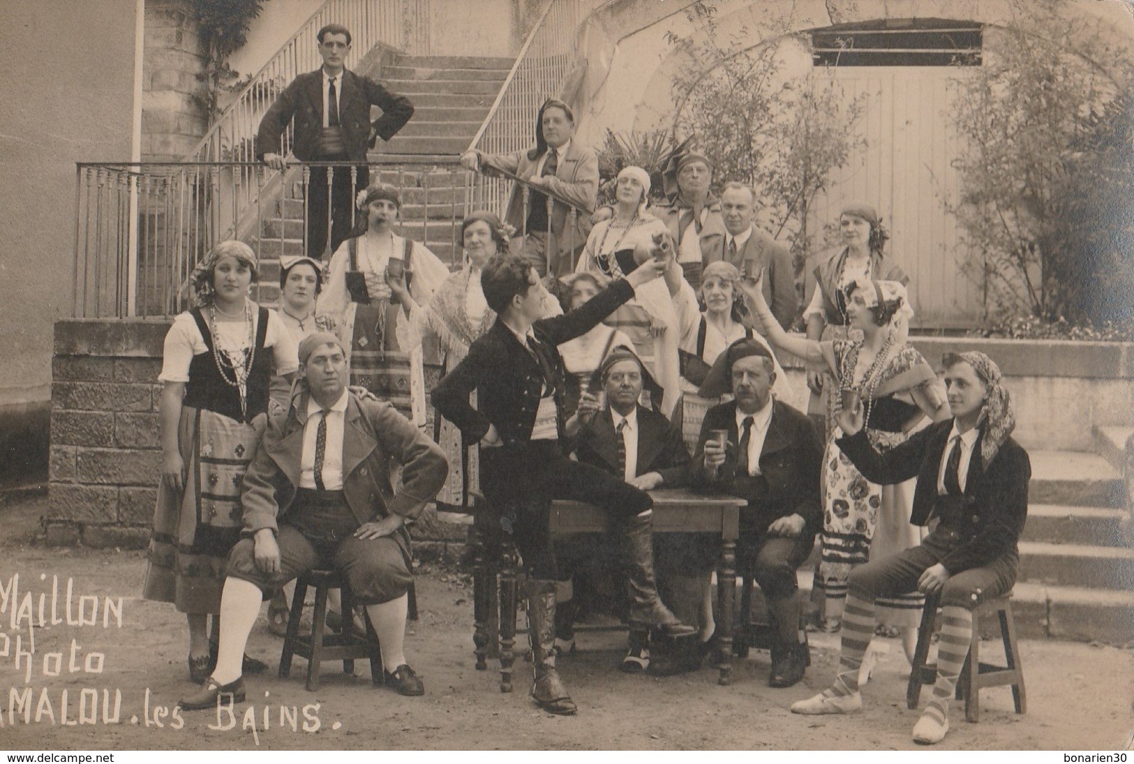 CARTE-PHOTO 34 LAMALOU LES BAINS GROUPE FOLKLORIQUE  OU DE THEATRE PHOTO MAILLON - Lamalou Les Bains