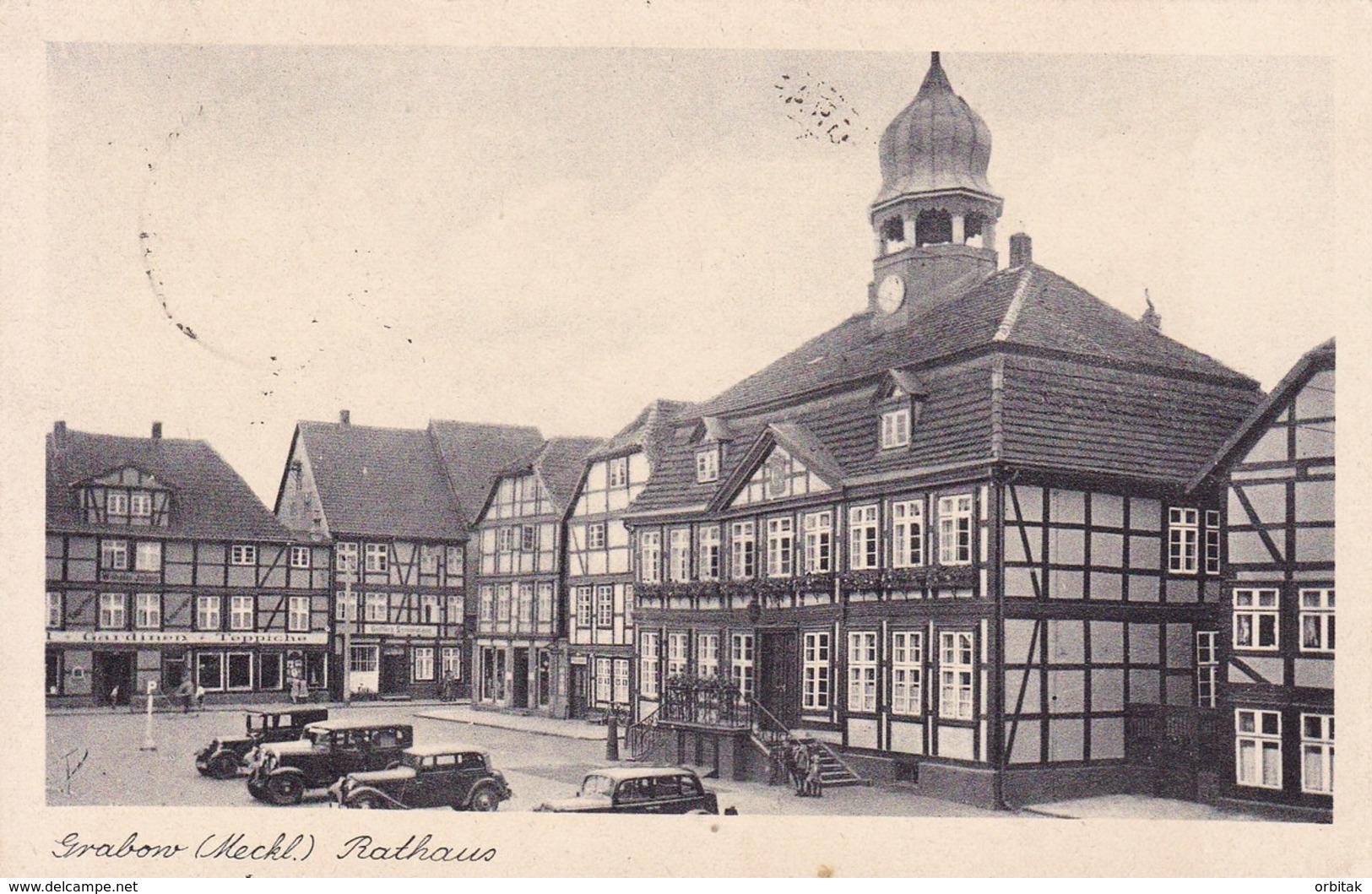 Grabow (Elde) * Rathaus, Autos * Deutschland * AK588 - Ludwigslust