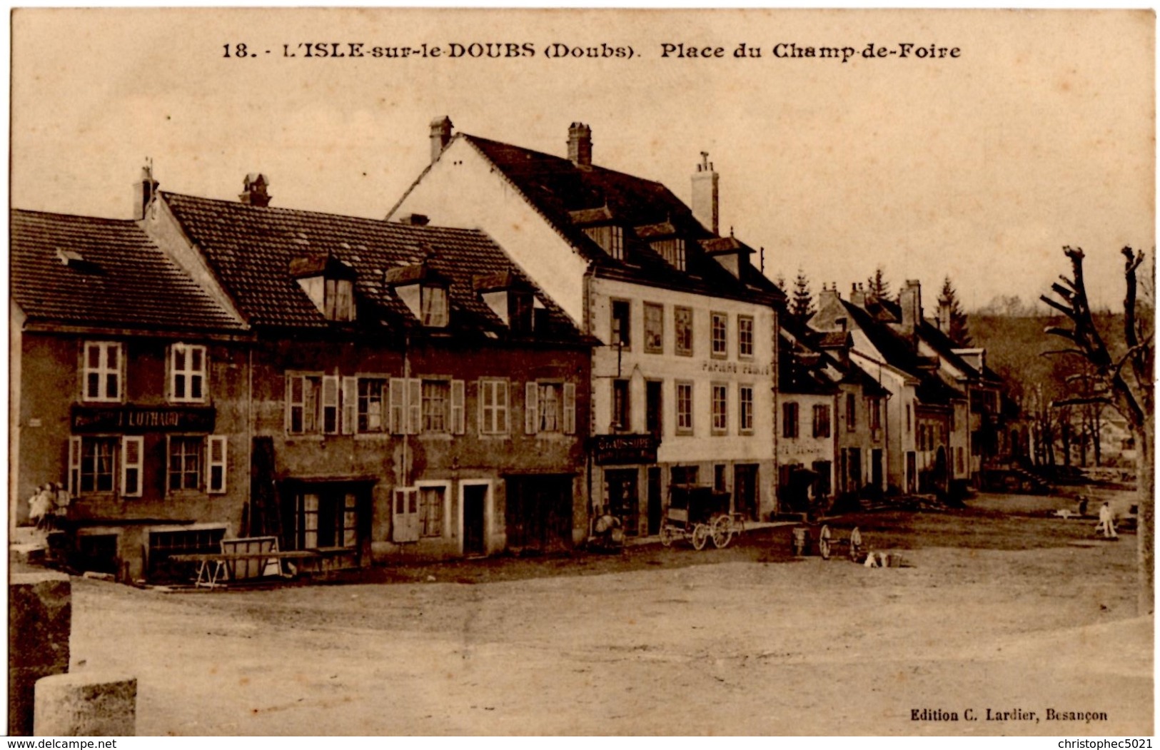 L'ISLE Sur Le DOUBS (Doubs) Place Du Champ De Foire - Isle Sur Le Doubs