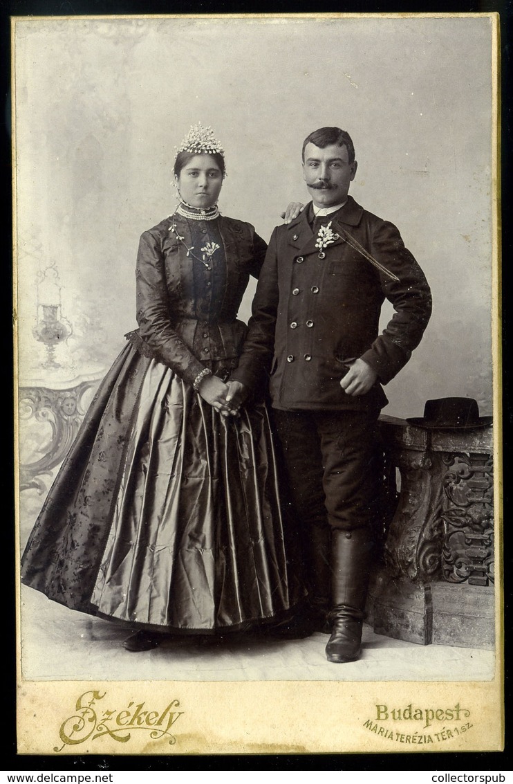 BUDAPEST  Székely Aladár : Pár Népviseletben, Cabinet Fotó  /  Couple In Traditional Costume Vintage Cabinet Photo - Autres & Non Classés