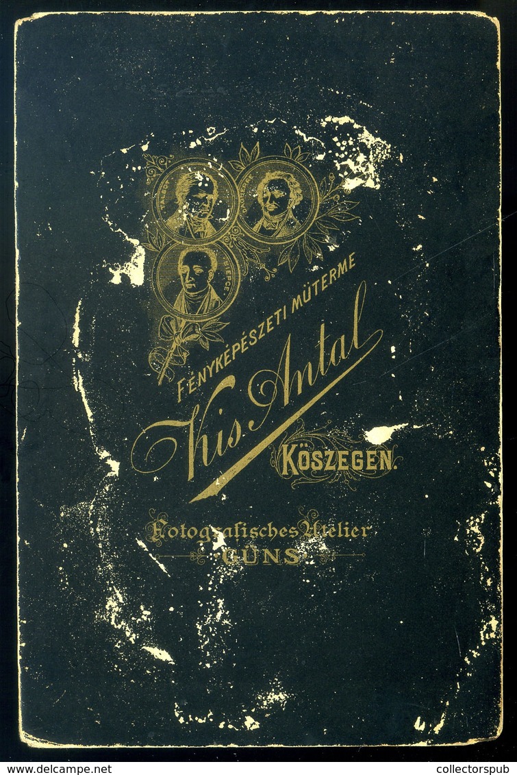 KŐSZEG 1890. Ca. Kis Antal : Gyerek, Koporsóban , Cabinet Fotó  /  Child In Coffin Vintage Cabinet Photo - Andere & Zonder Classificatie