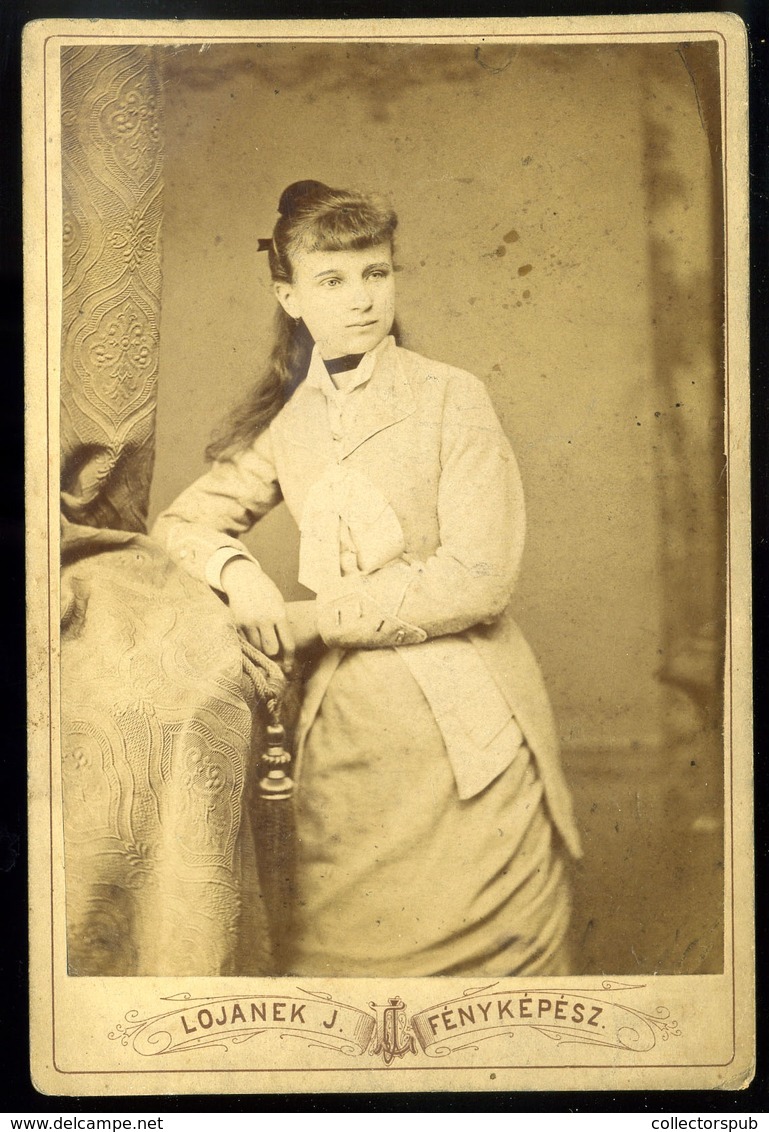 NAGYVÁRAD 1875. Ca. Lojanek : Ismeretlen Lány Visit Fotó  /  Lojanek: Unknown Girl Visit Photo - Other & Unclassified