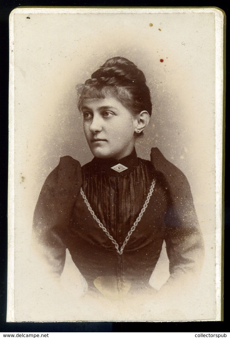 Thirring Gusztávné (Waisbecker Irén) 1868-   ) Írónő, Etnográfus, Visit Fotó 1889.  /  Mrs. Gusztav Thirring Writer, Eth - Autres & Non Classés