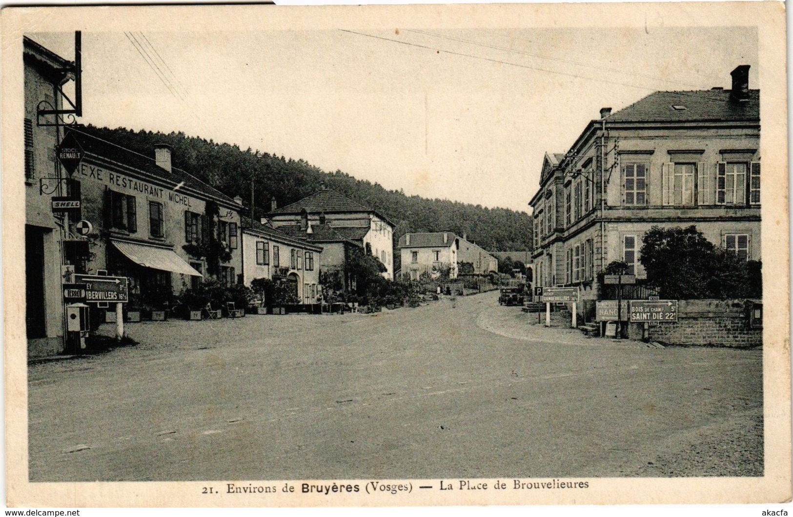 CPA Environs De BRUYERES-La Place De BROUVELIEURES (184675) - Brouvelieures