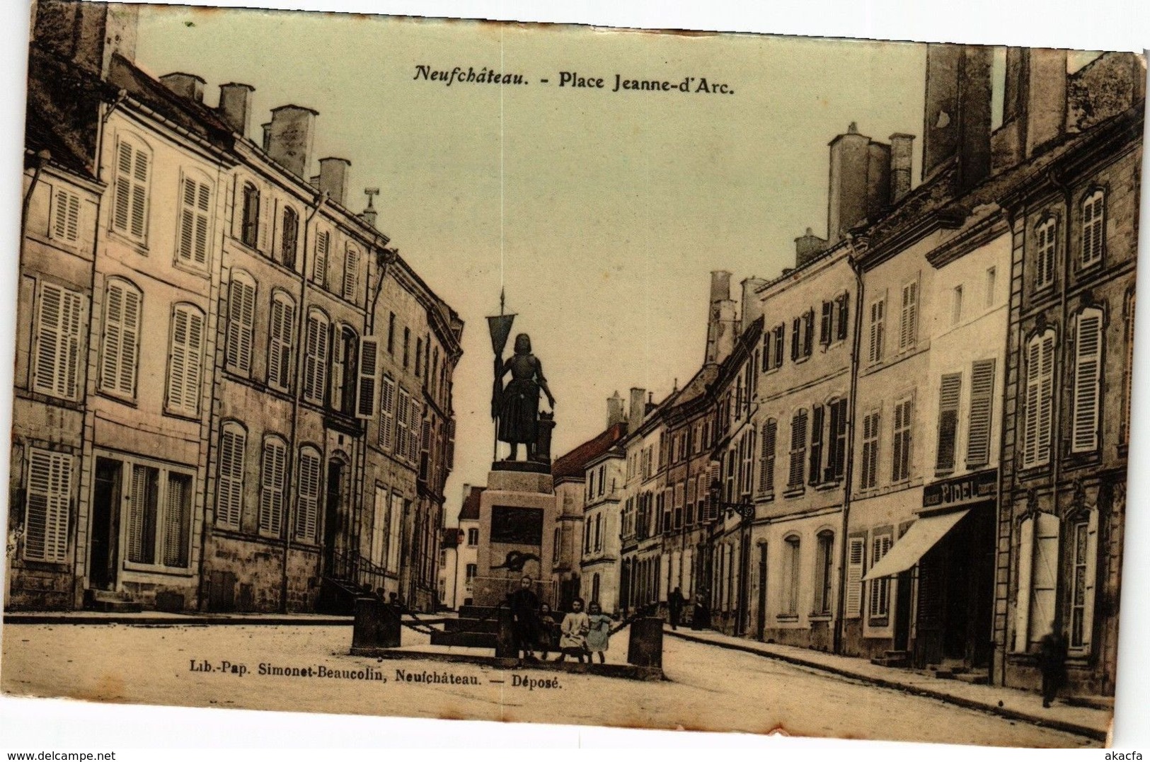CPA NEUFCHATEAU - Place Jeanne D'Arc (184977) - Neufchateau
