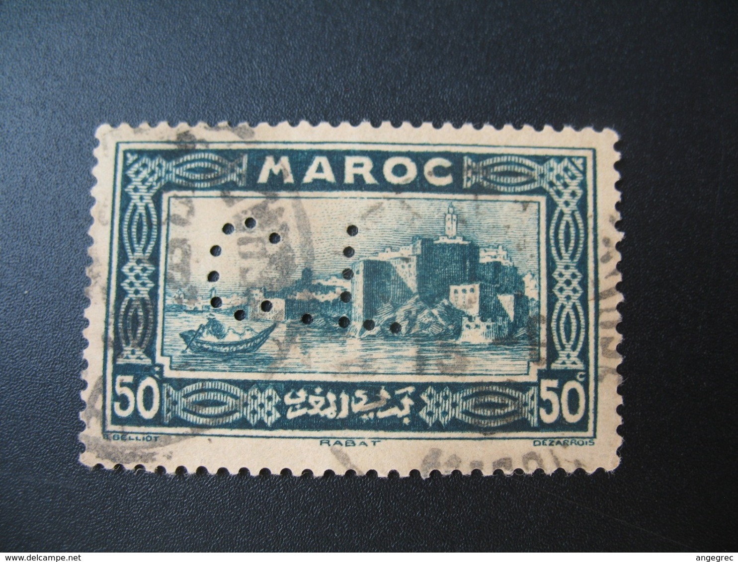 Perforé Perfin Maroc , Perforation : CL 10   à Voir - Other & Unclassified