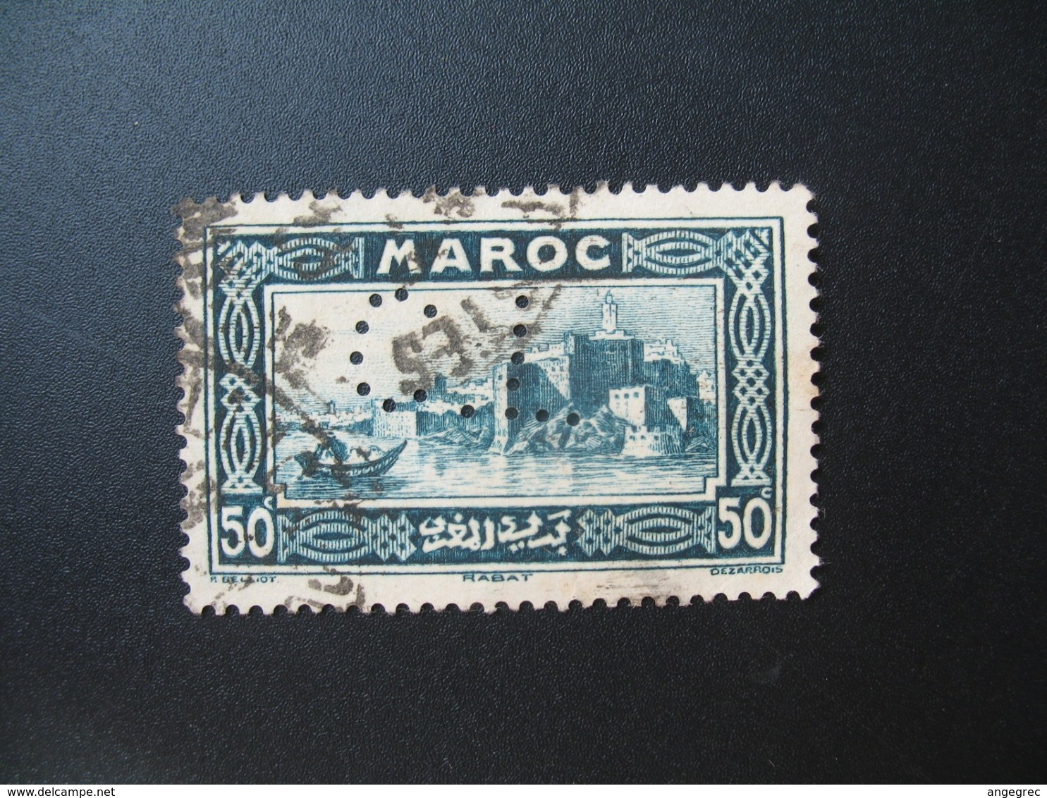 Perforé Perfin Maroc , Perforation : CL 10   à Voir - Autres & Non Classés