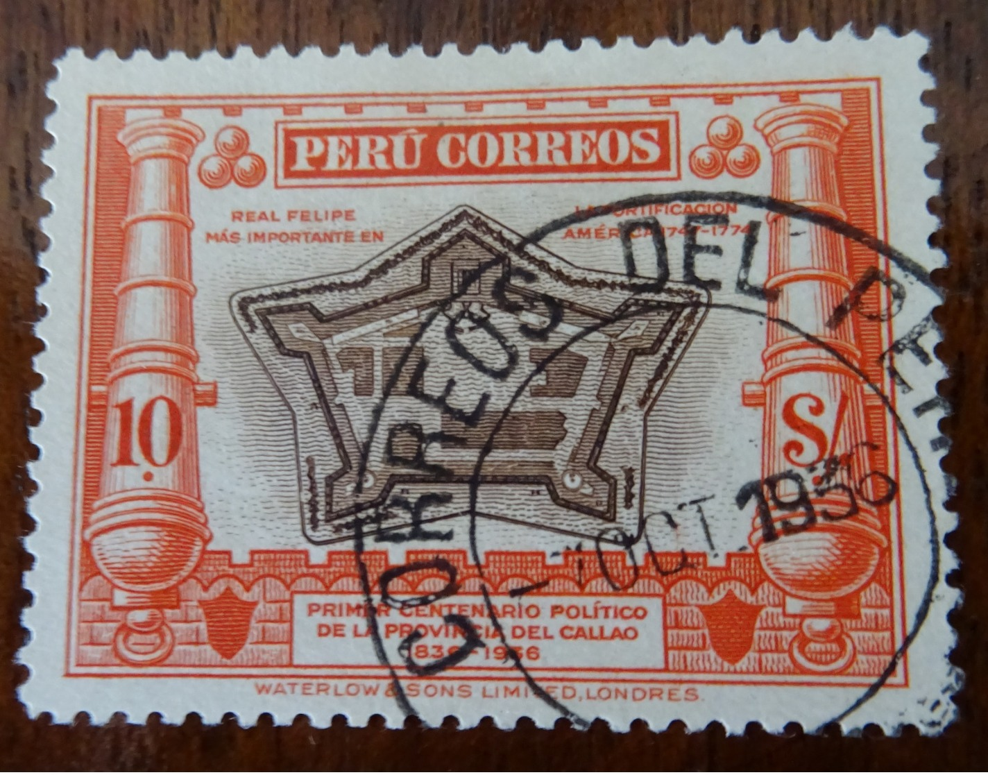 #68# PERU IVERT 330, MICHEL 326 USED. - Perú