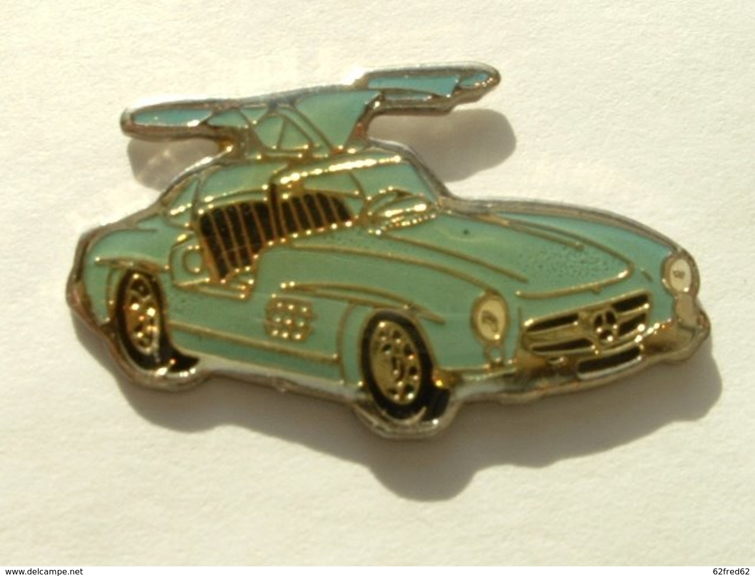 PIN'S MERCEDES - Mercedes