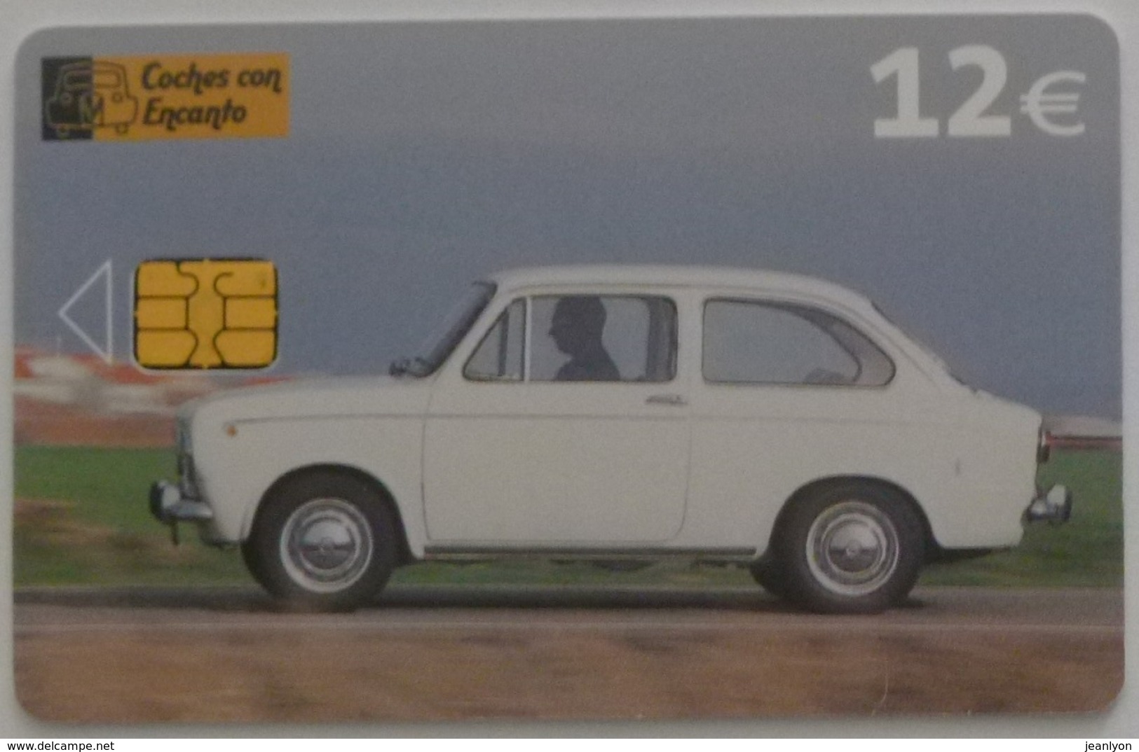 VOITURE / SEAT 850 - Automobile Vue De Coté Au Recto, Et Intérieur Au Verso - Carte Téléphone Espagne 12 Euros Utilisée - Voitures