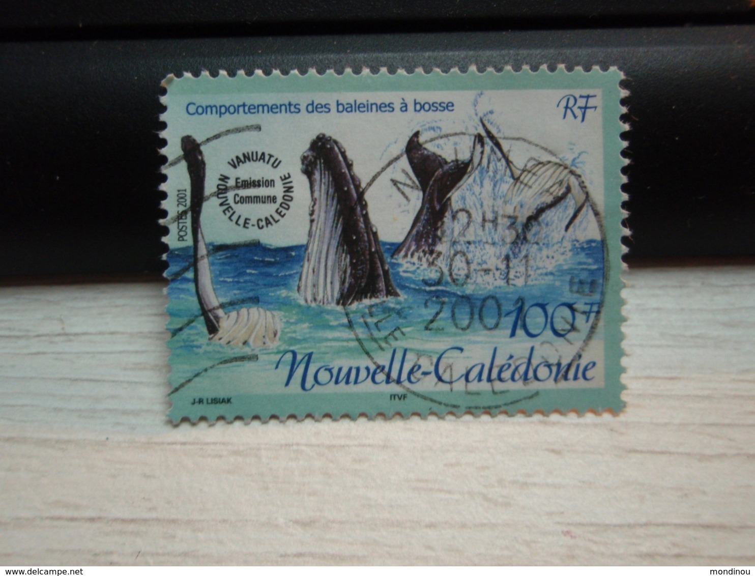 Timbre Nouvelle-Calédonie Comportement Des Baleines à Bosse 2001 - Oblitérés