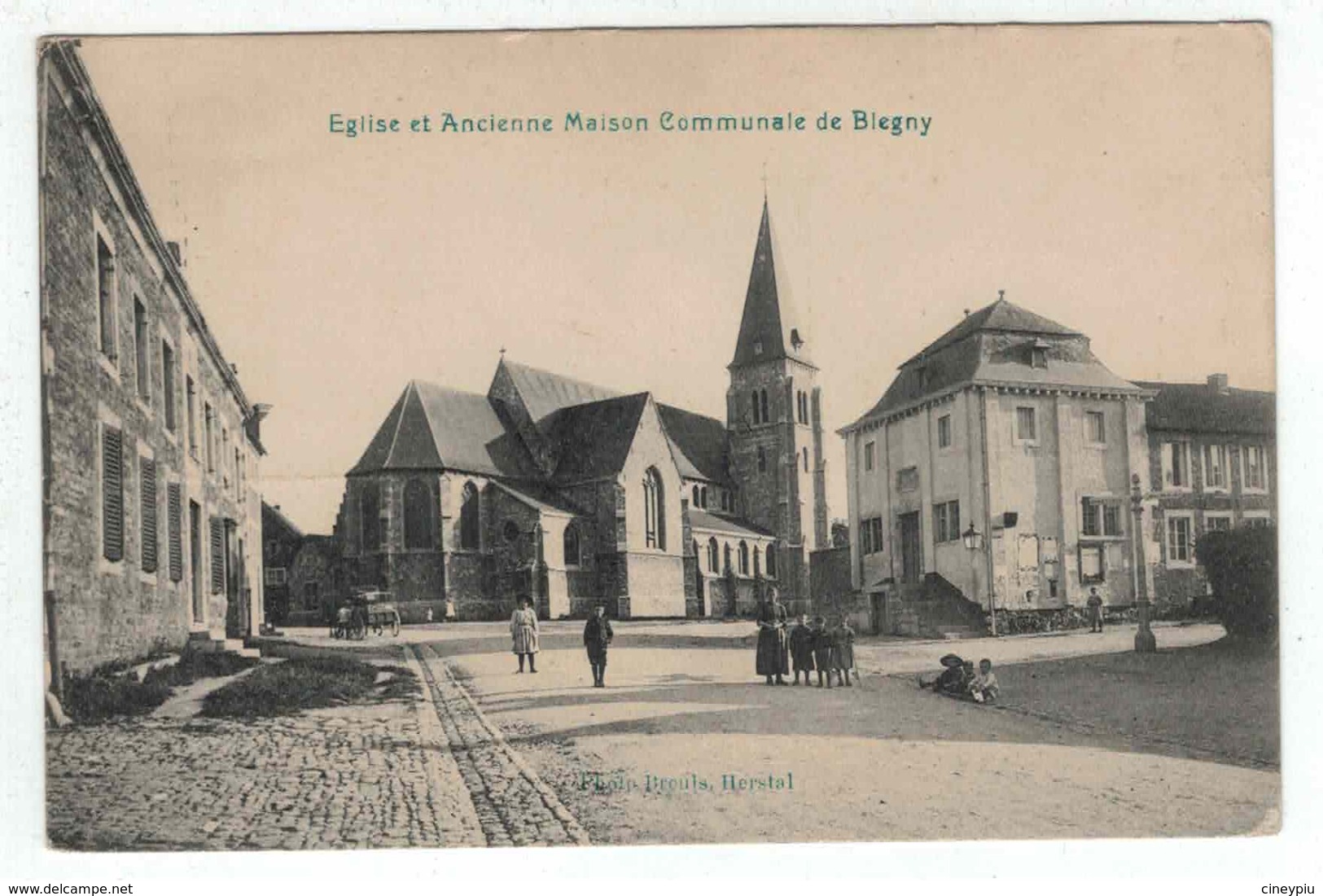 Blégny -Eglise Et Ancienne Maison Communale - Blégny