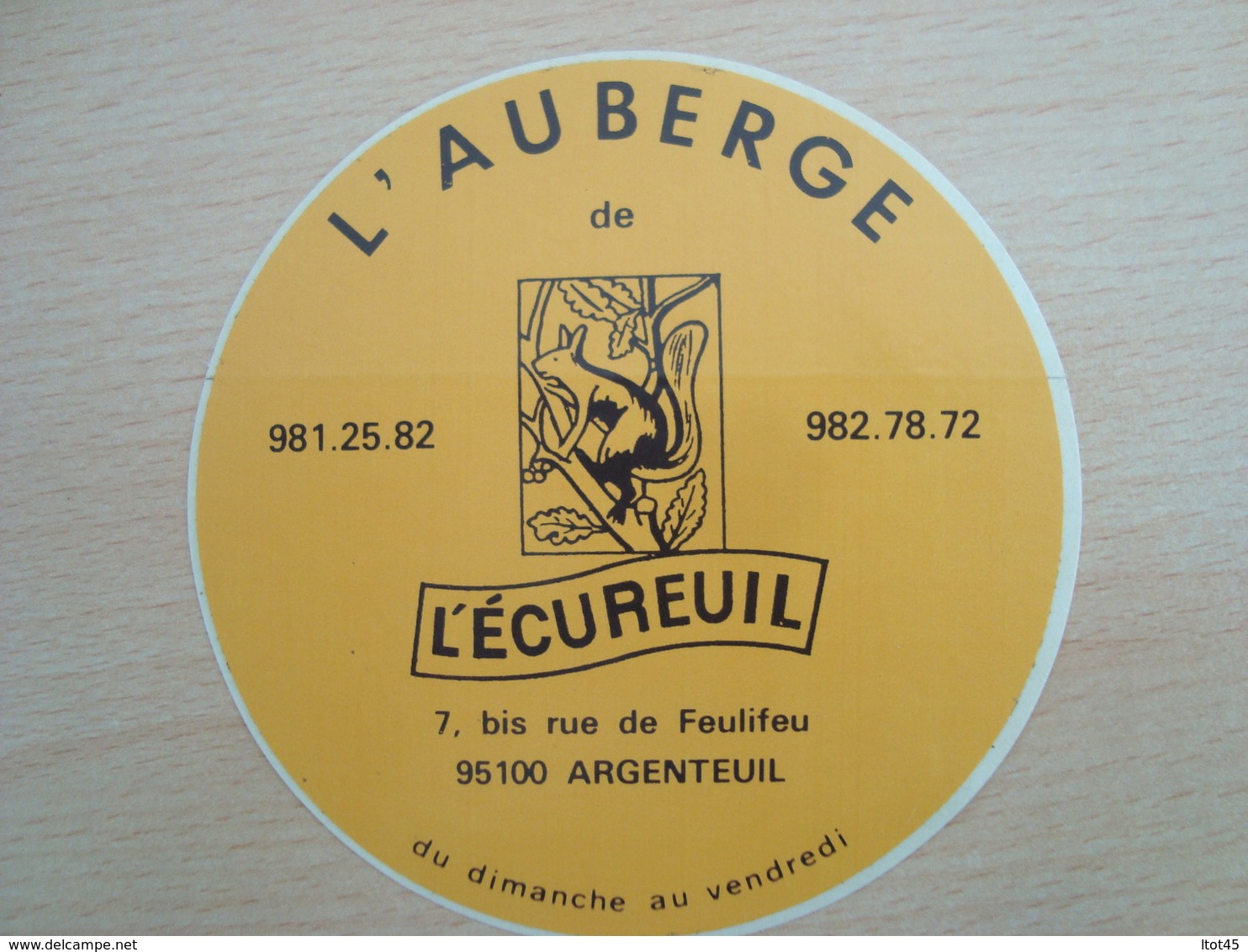 AUTOCOLLANT L'AUBERGE L'ECUREUIL 95100 ARGENTEUIL - Autocollants