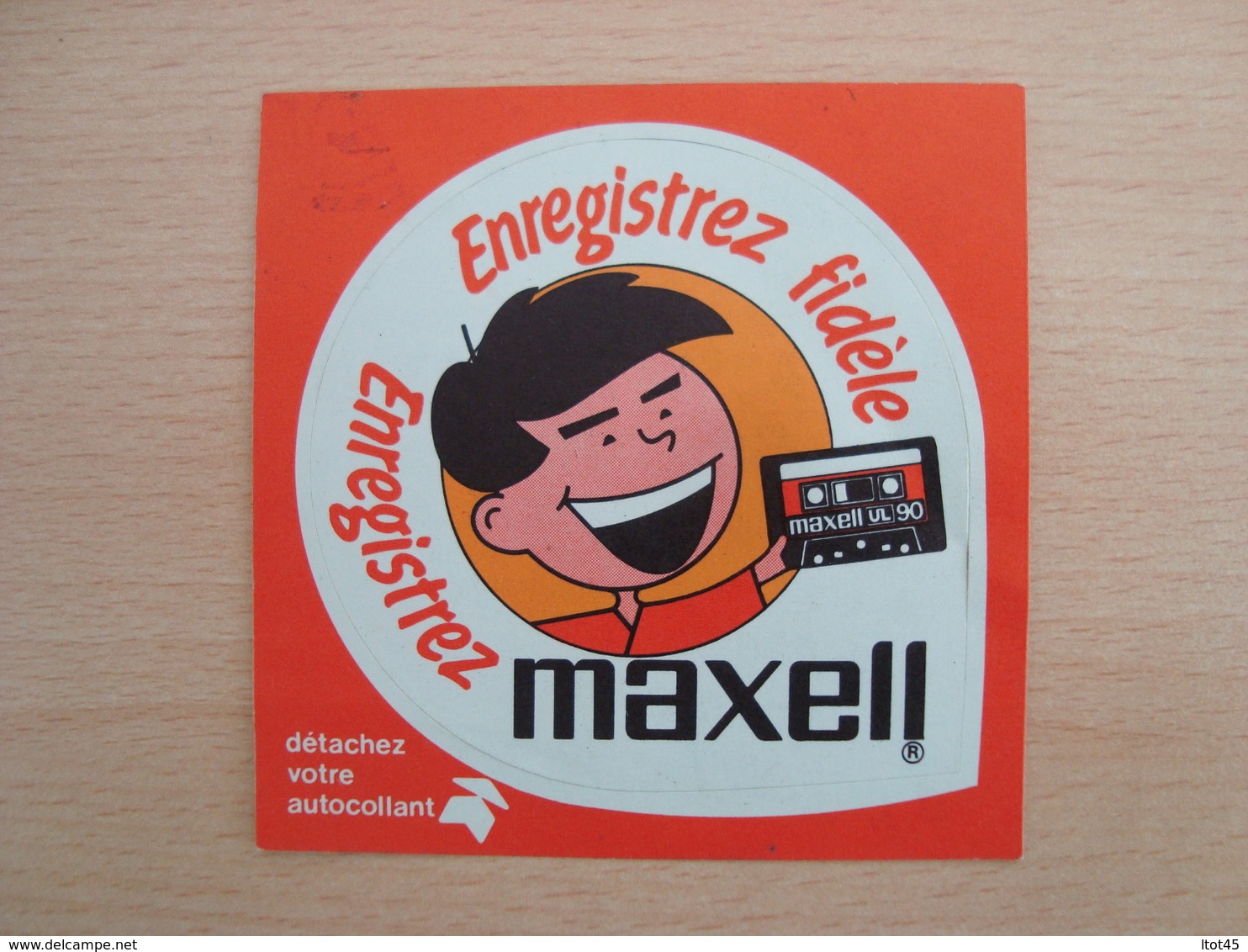 AUTOCOLLANT MAXELL - Stickers