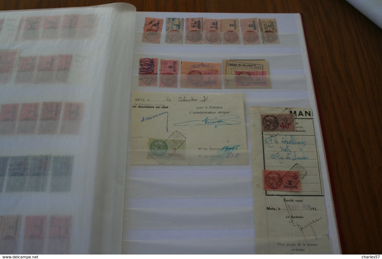 Très joli ensemble et très varié , 7 pages de timbres fiscaux