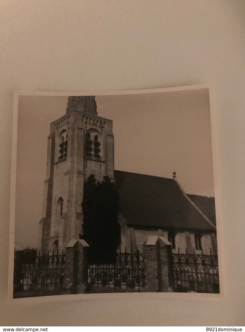 Oeren  (Alveringem)   - Foto - De Kerk - Orte