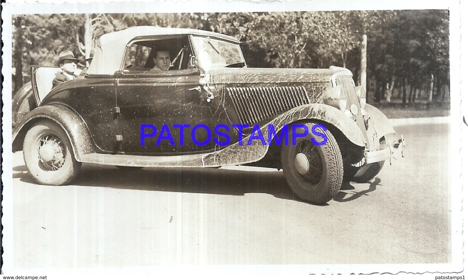 119139 AUTOMOBILE OLD CAR AUTO COUPE AND MAN PHOTO NO POSTAL POSTCARD - Other & Unclassified