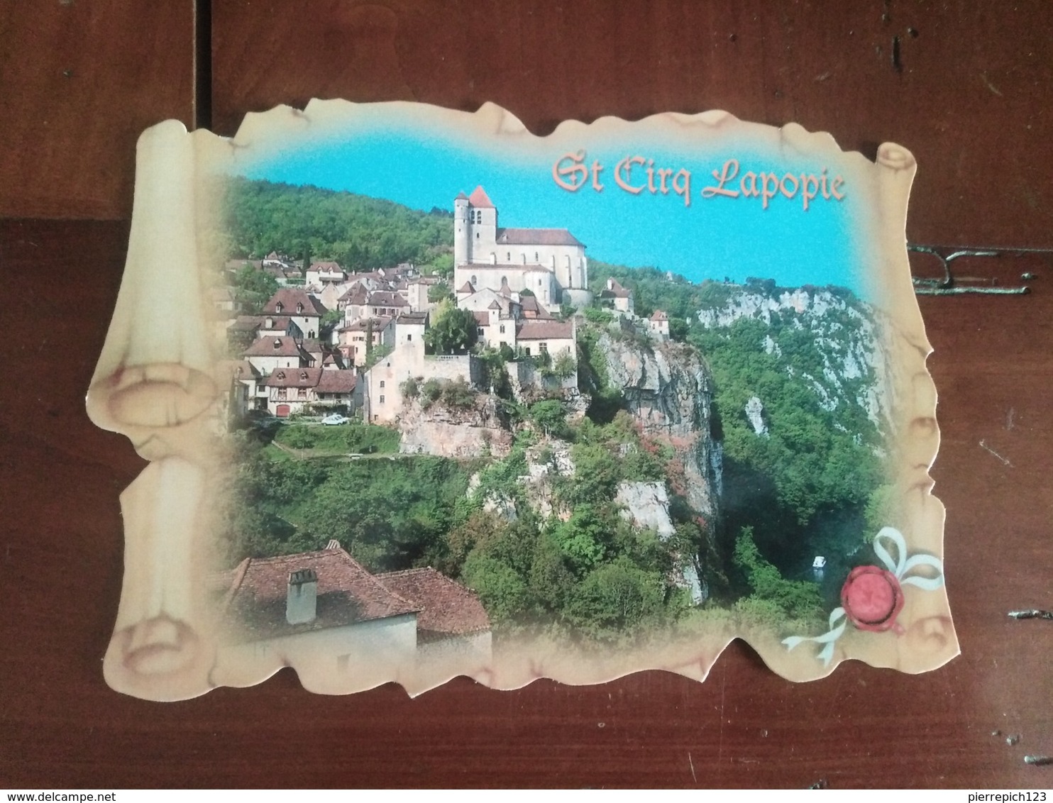 46 - Saint Cirq Lapopie - Vue Lointaine - Saint-Cirq-Lapopie