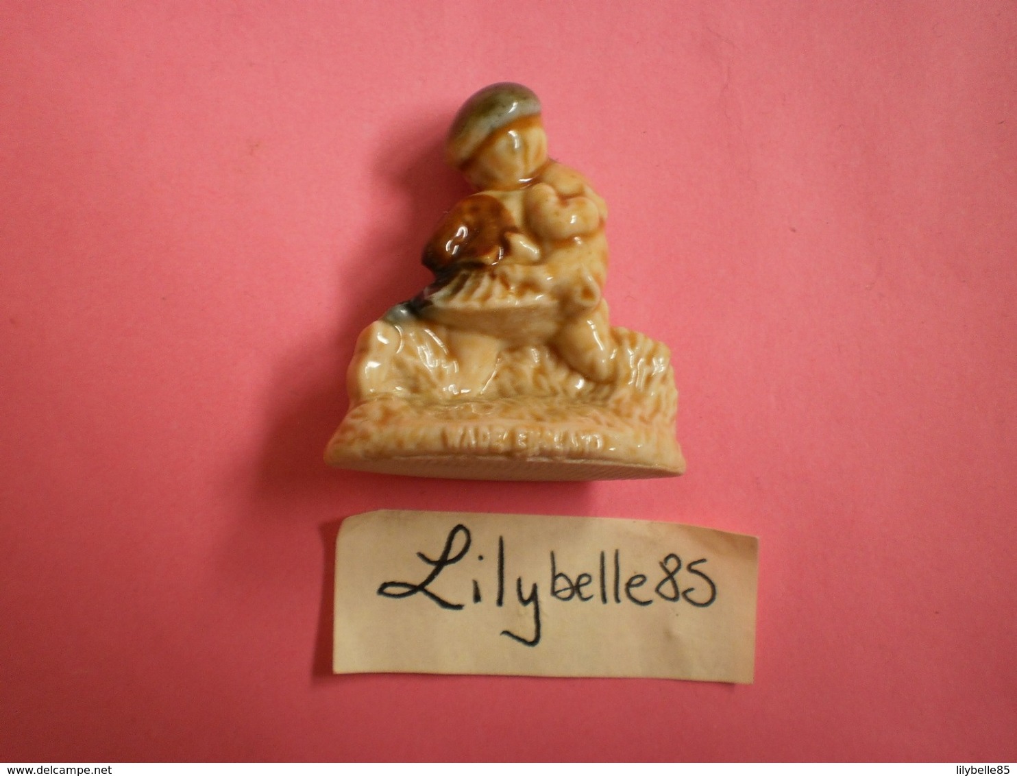 Feve MEDIUM Anglaise - WADE - JEAN LE BIENHEUREUX ( Feves Figurine Miniature ) RARE - Characters