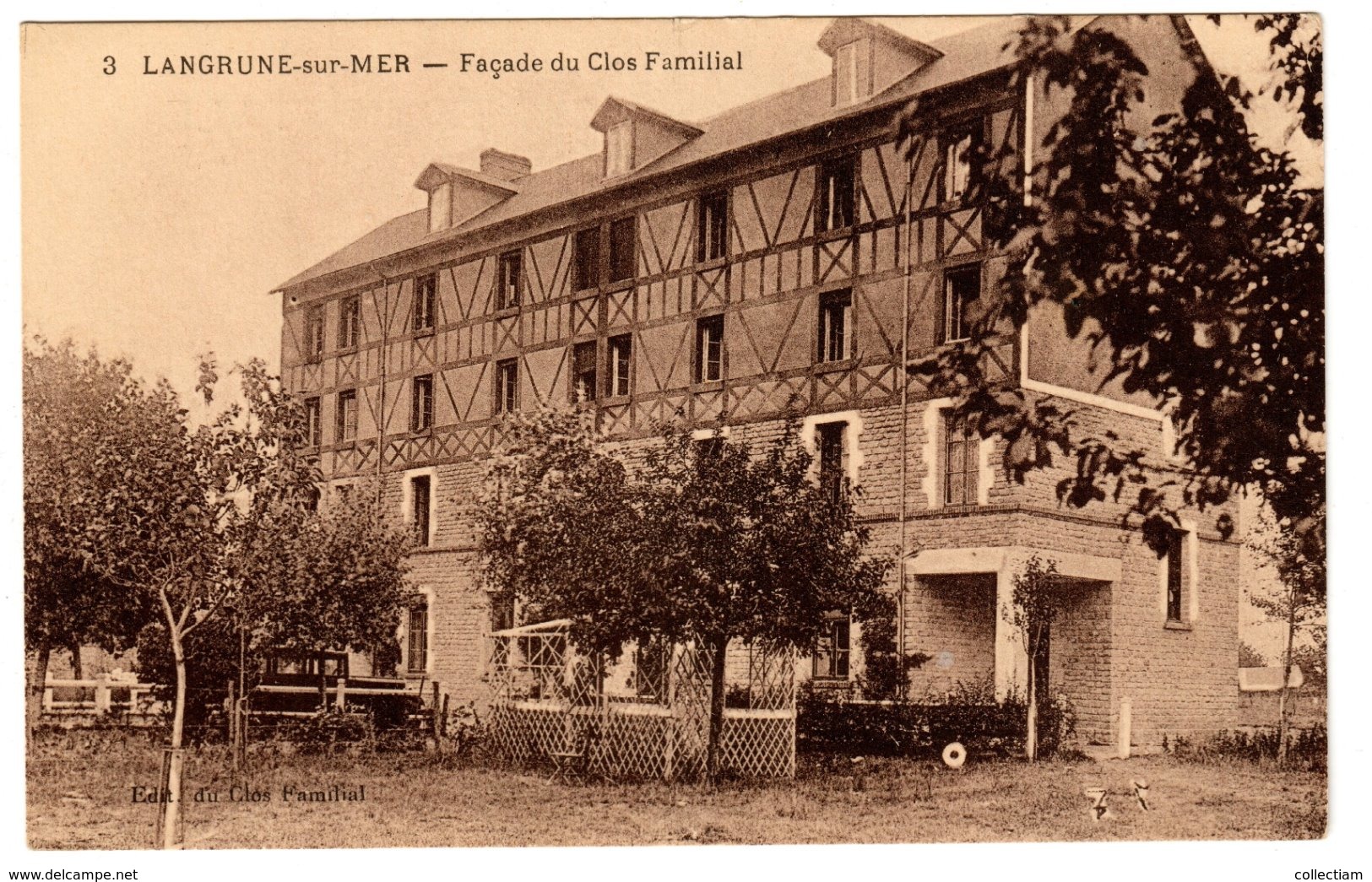 LANGRUNE-SUR-MER - Façade Du Clos Familial - Andere & Zonder Classificatie