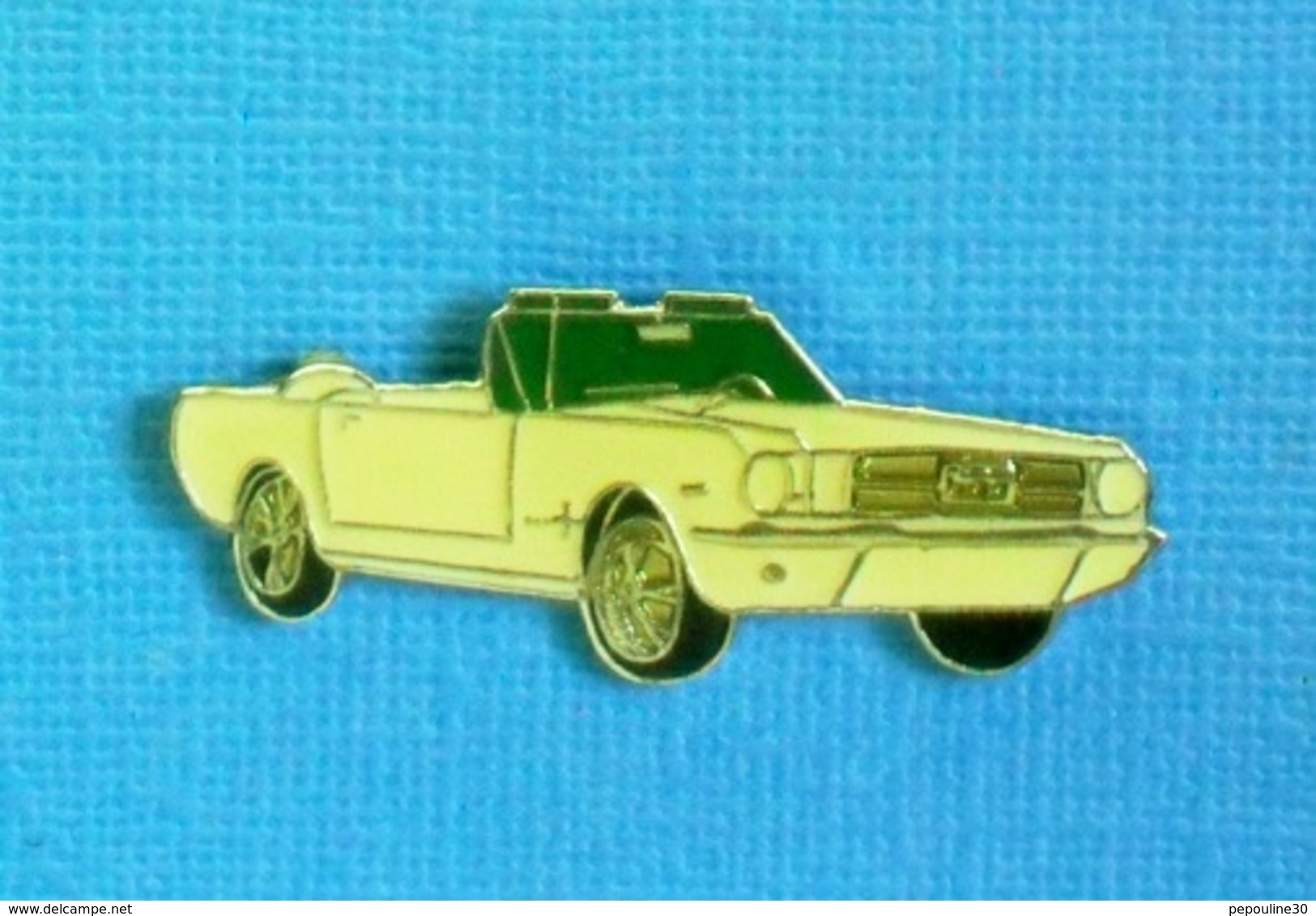 1 PIN'S //   ** FORD MUSTANG GT CABRIOLET / 1966 ** - Ford