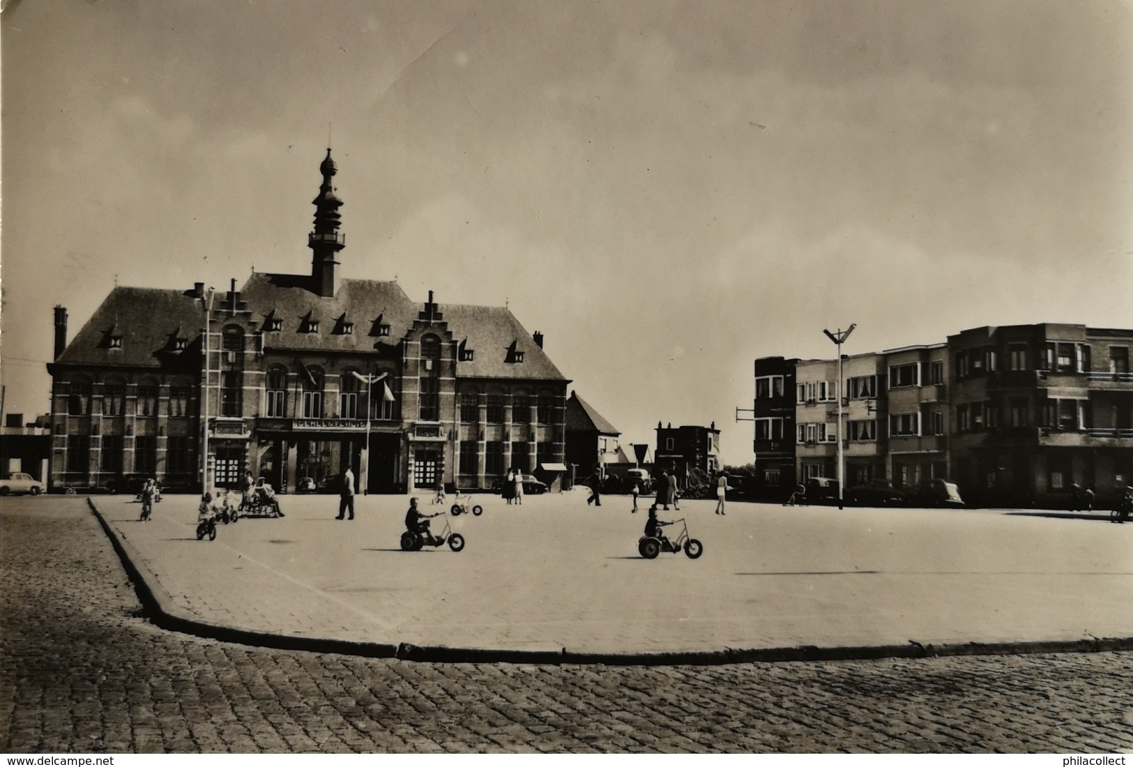 Wenduine - Wenduyne // Maison Communale - Gemeentehuis (Zeldzaam Zicht) 19??1908 - Wenduine