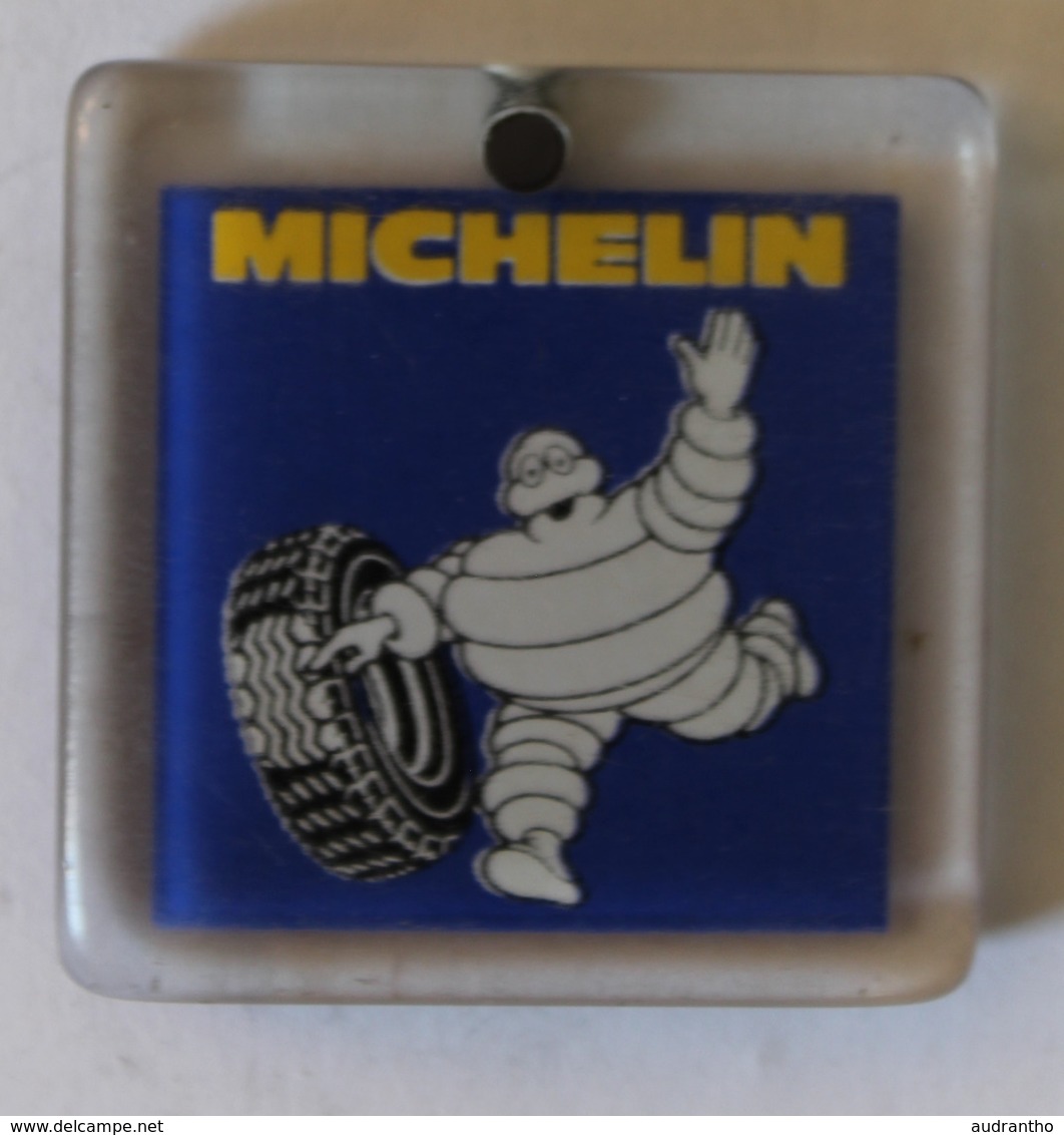 Porte Clés Pneus Michelin Bibendum - Voitures