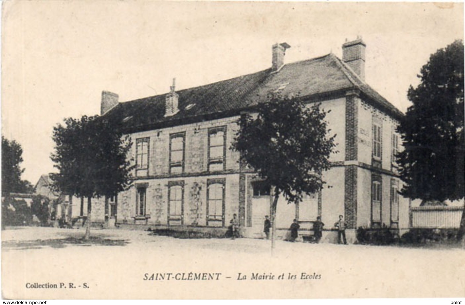 SAINT CLEMENT - La Mairie Et Les Ecoles  (116116) - Saint Clement