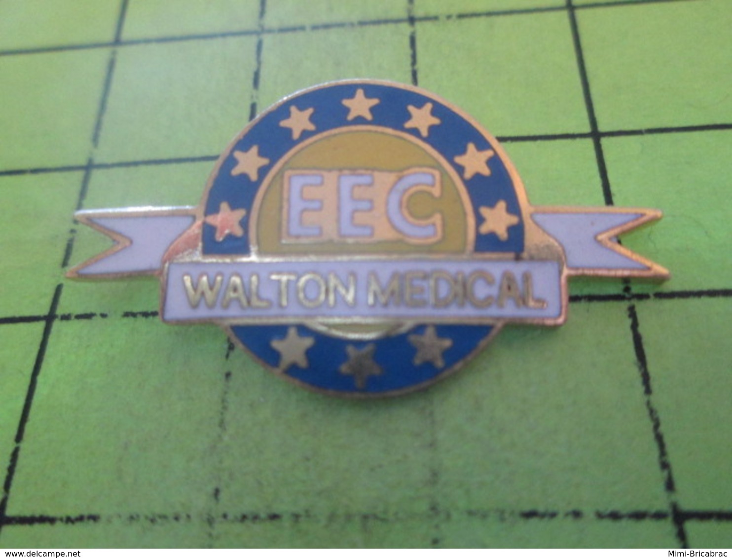 512e PINS PIN'S / Beau Et Rare : Thème MEDICAL / EEC WALTON MEDICAL - Médical