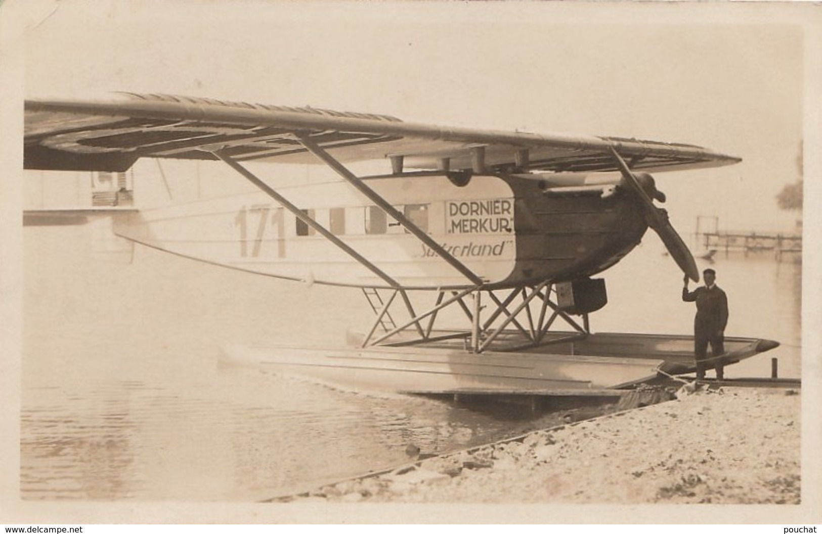 CARTE PHOTO - AVION SUISSE - DORNIER MERKUR SWITZERLAND N° 171 - AVEC LE PILOTE W. MITTELHOLZER - (1926 - 2 SCANS) - 1919-1938