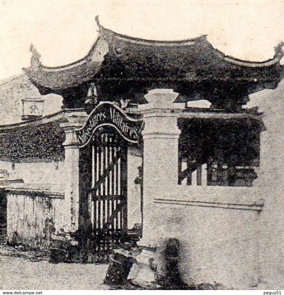Indochine Française.  Tonkin. Rue Unique De Dap-Cau. Passants. Entrée Des Subsistances Militaires. 1906 - Vietnam